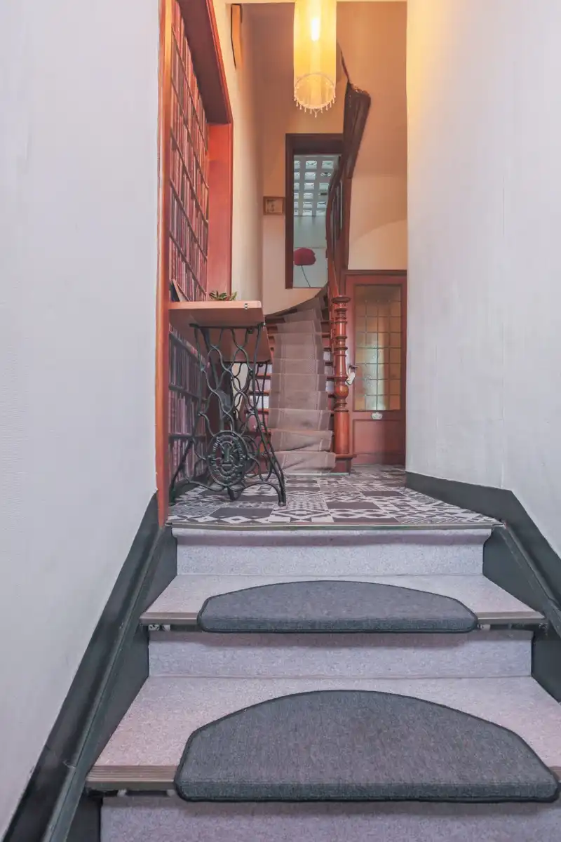 Centraal gelegen , vergunde vakantiewoning "Alice House" in Centrum Ieper met zicht op de kathedraal! foto 19