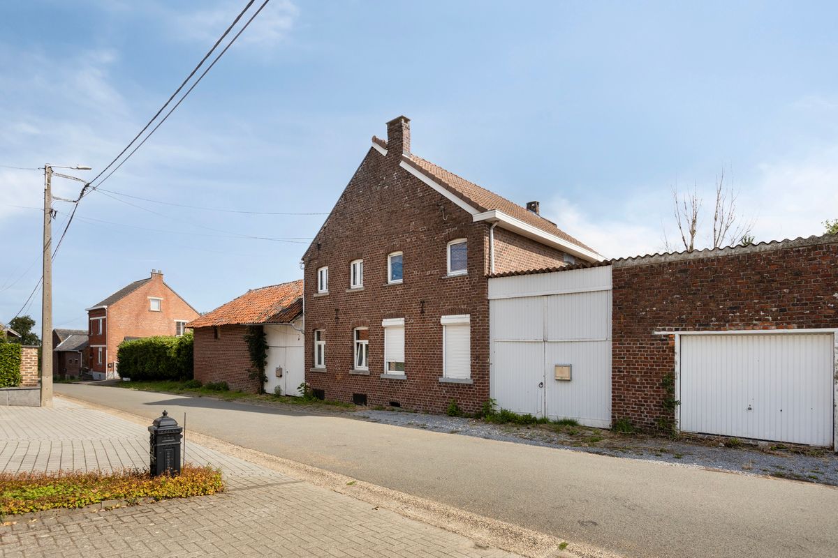 Te renoveren hoevewoning in landelijke omgeving foto 5