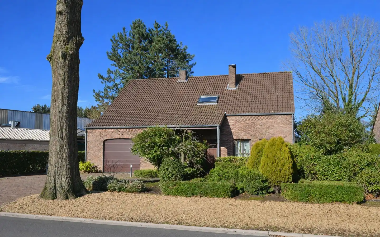 Vrijstaande woning op idyllische dreef, aan de rand van het bos – vlak bij Maastricht foto 2