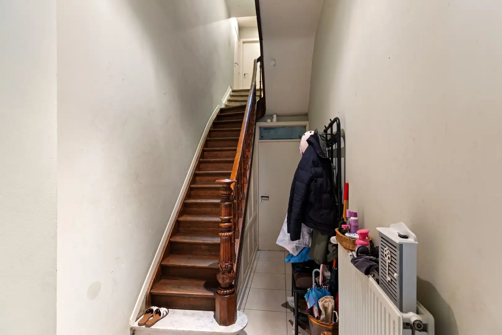 Interessante opbrengsteigendom met handelsgelijkvloers en duplexappartement in hartje Izegem foto 7