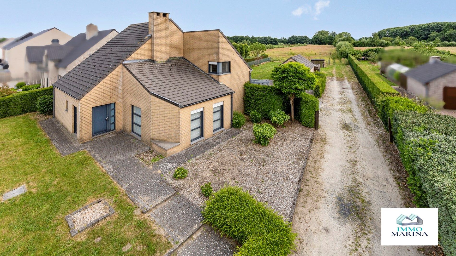 Ruime woning met 3 slpks te Begijnendijk foto {{pictureIndex}}