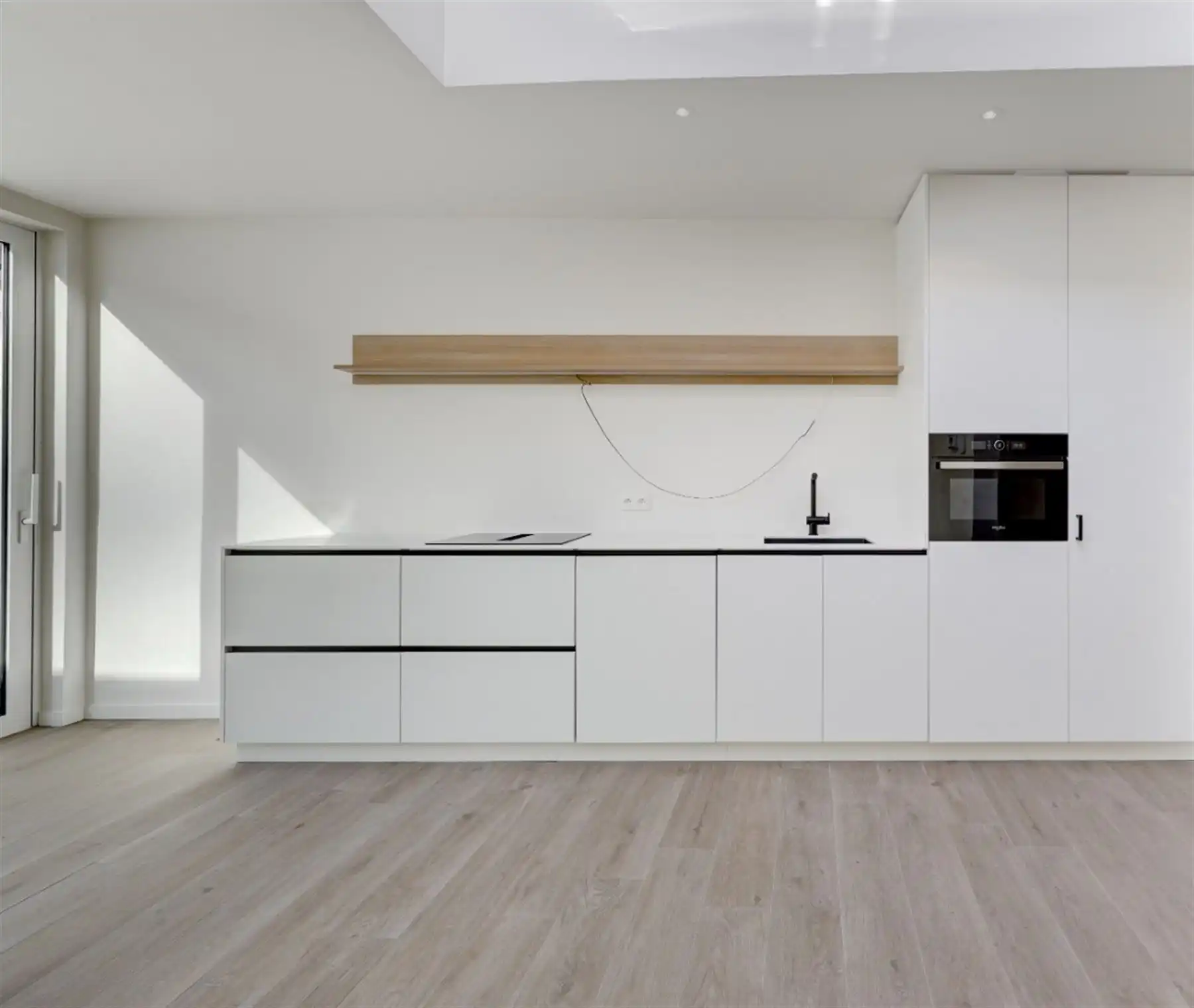 Volledig gerenoveerde woning nabij het centrum! foto 5