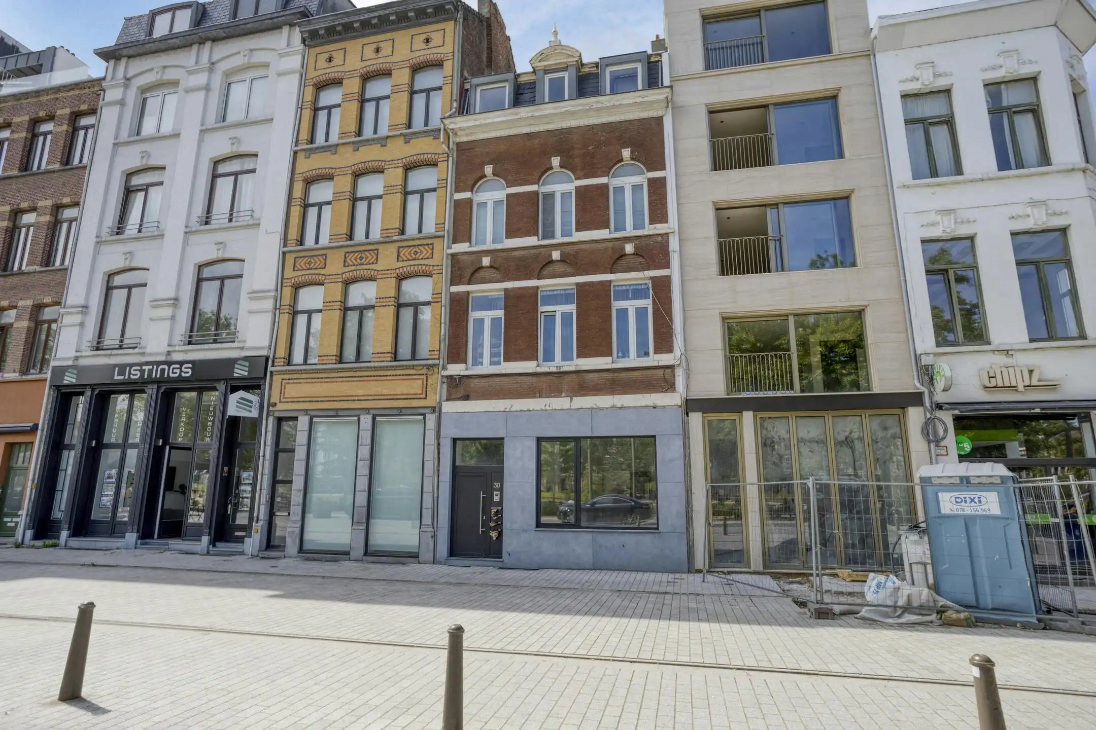 Triplex appartement te koop aan de Waalsekaai te Antwerpen foto 5