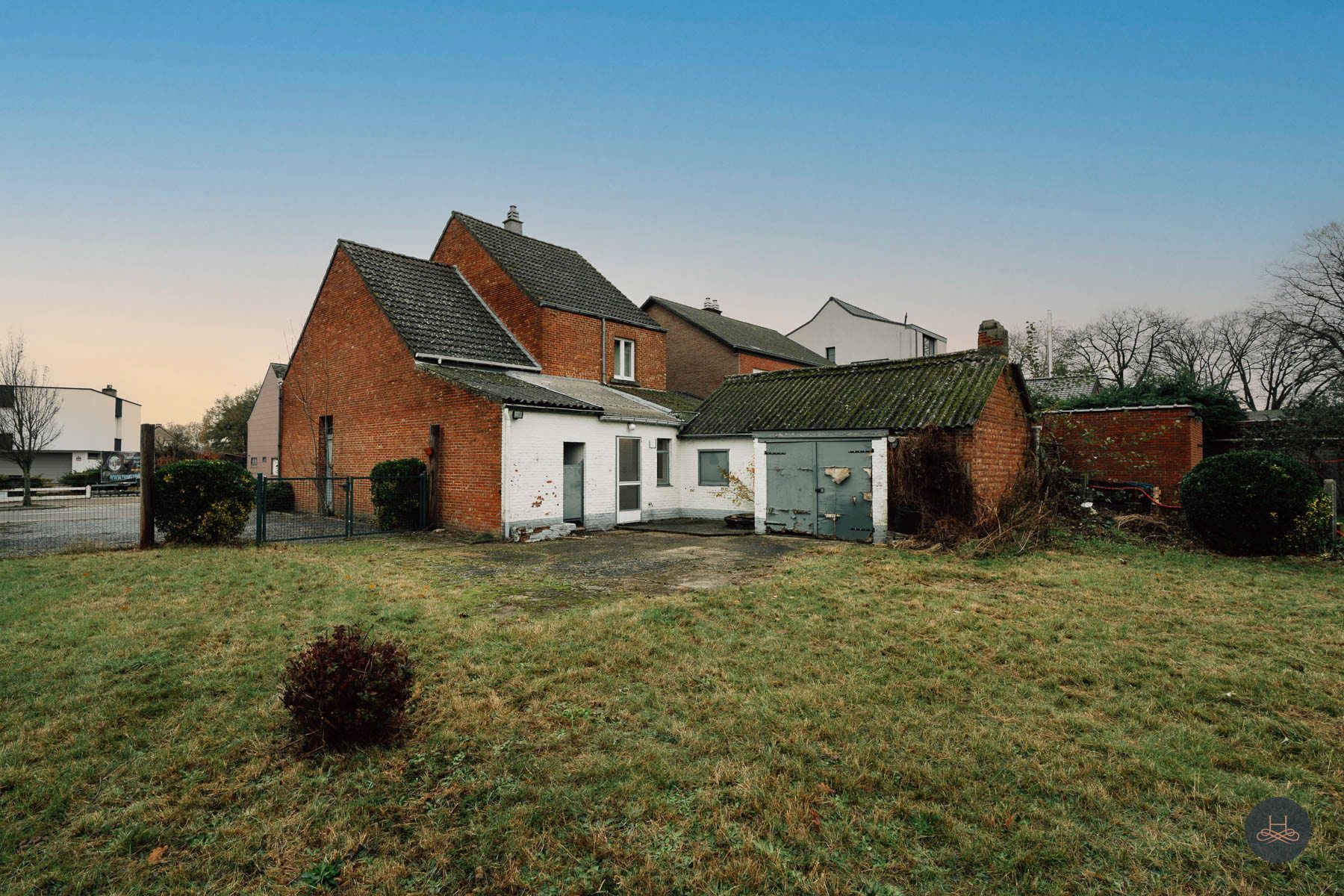 Renovatiewoning op knap perceel foto 24