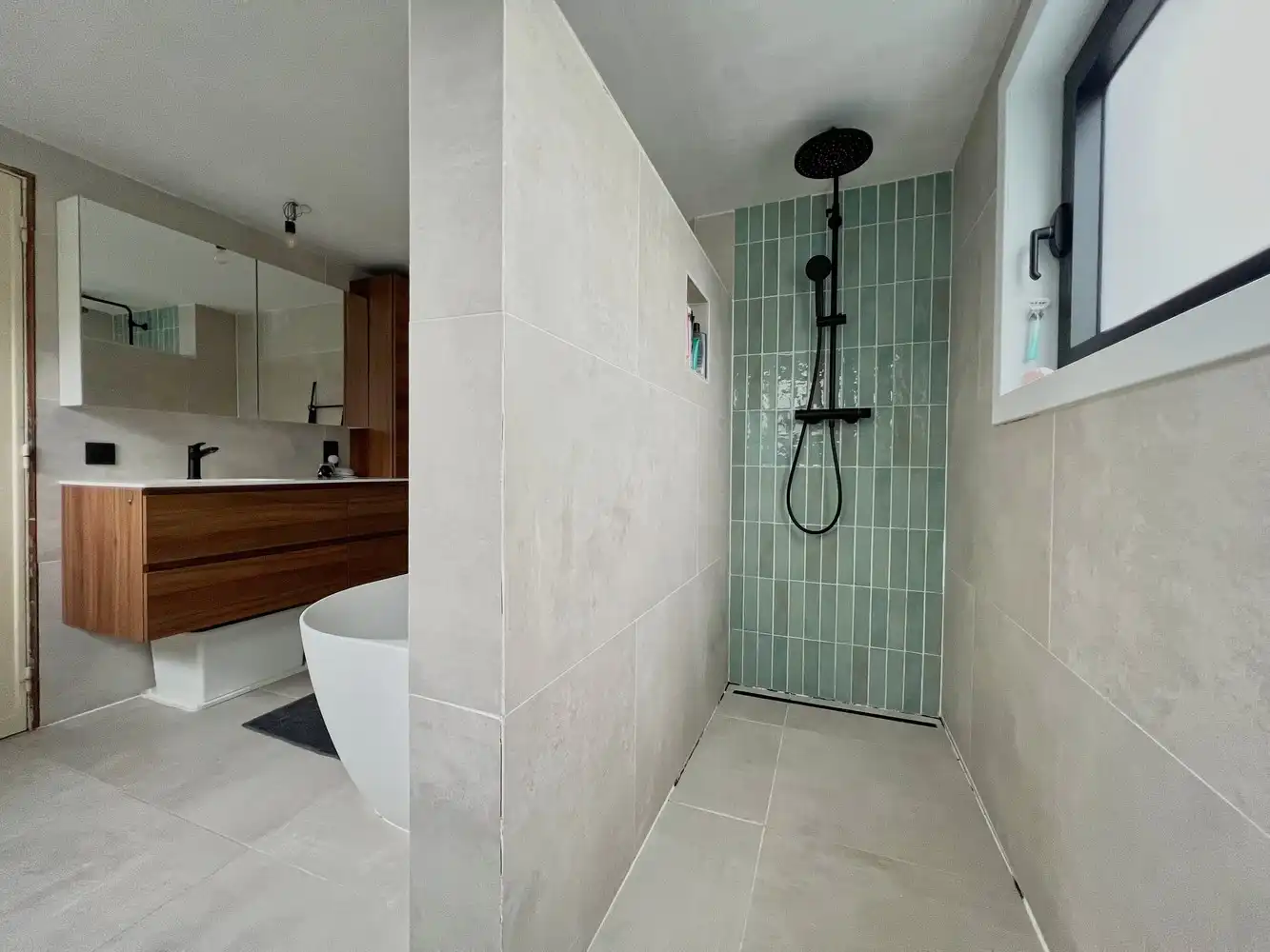 Alleenstaande, karaktervolle woning met zonnige tuin foto 7