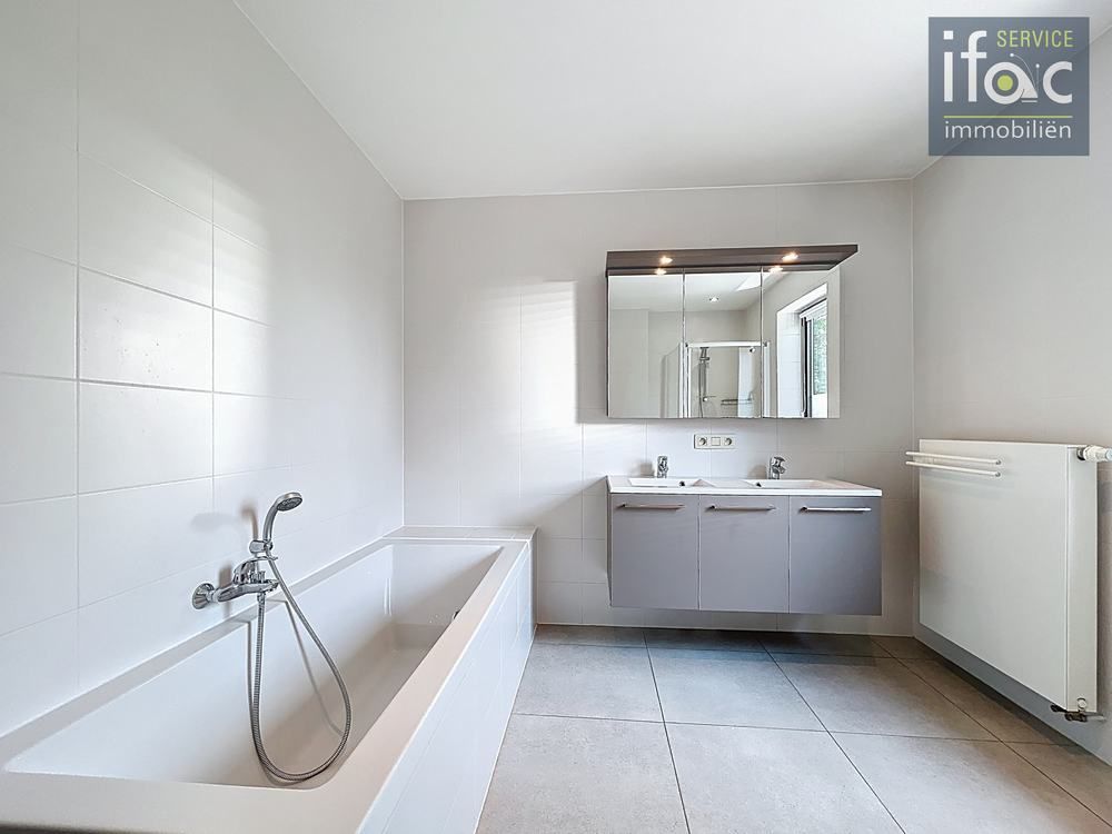 Huis te koop foto 17