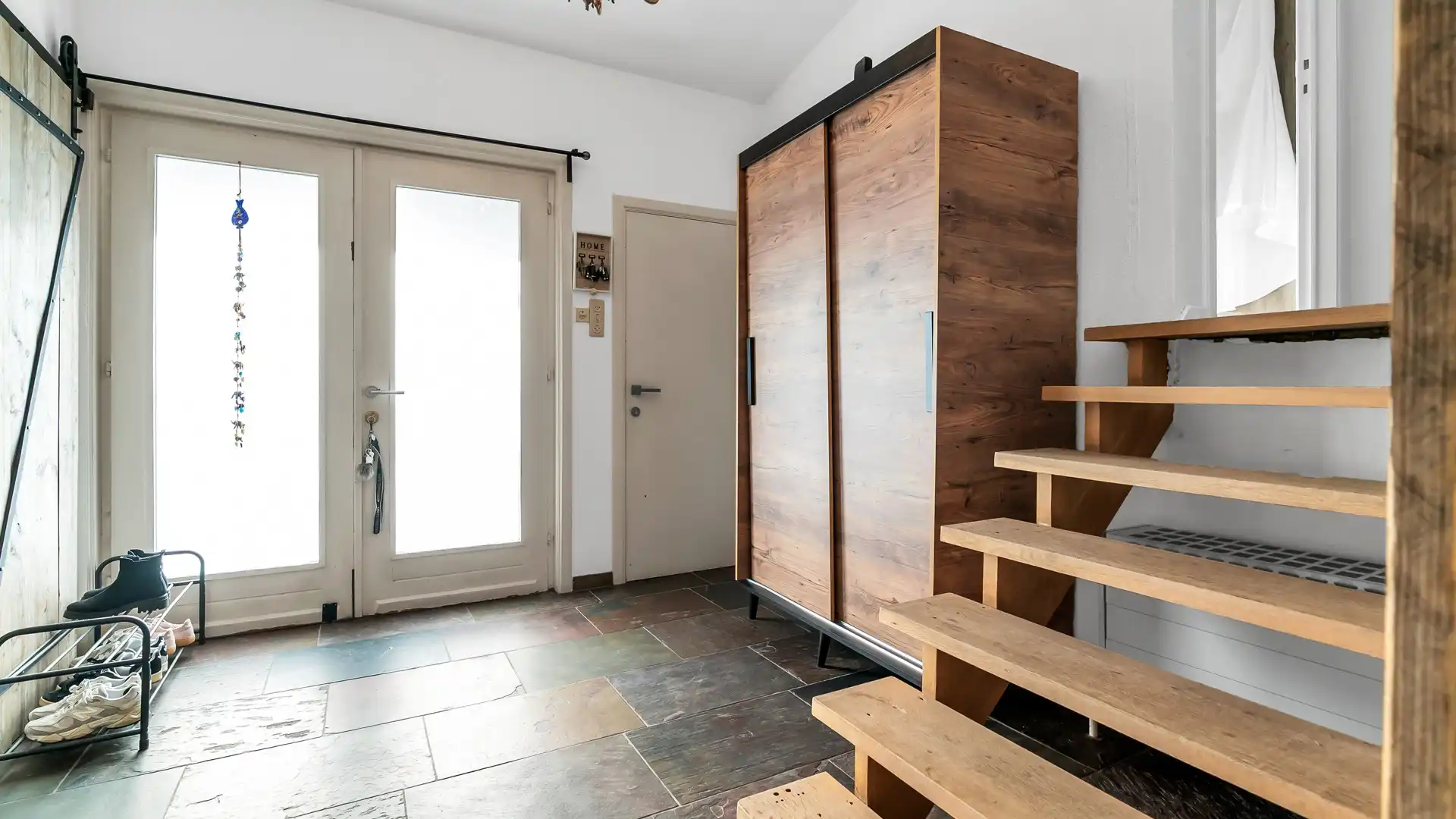 SFEERVOLLE KARAKTERWONING TE MAASMECHELEN MET 4 SLAAPKAMERS foto 21