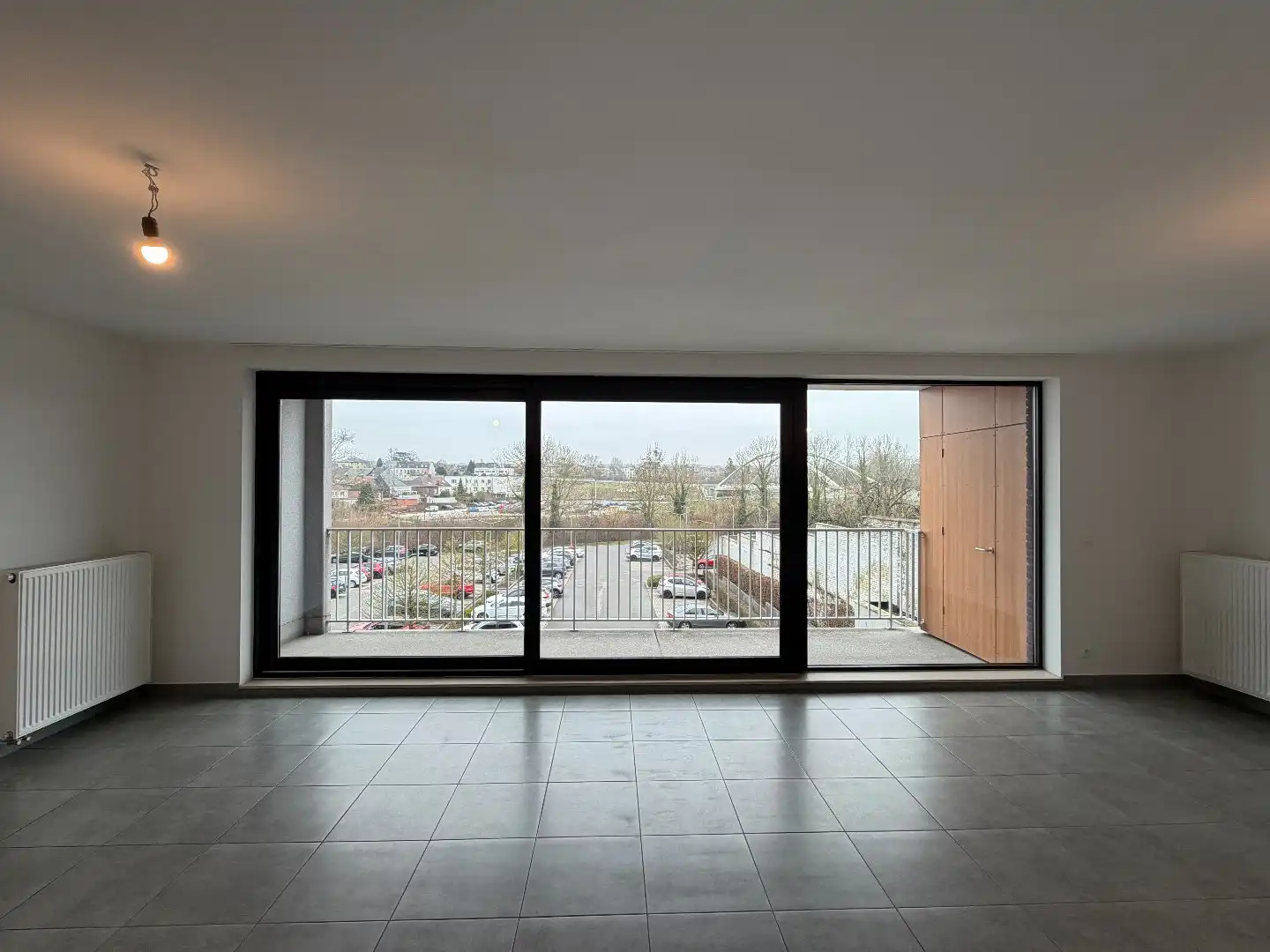 Ruim appartement met 2 slaapkamers op eerste verdieping foto 2