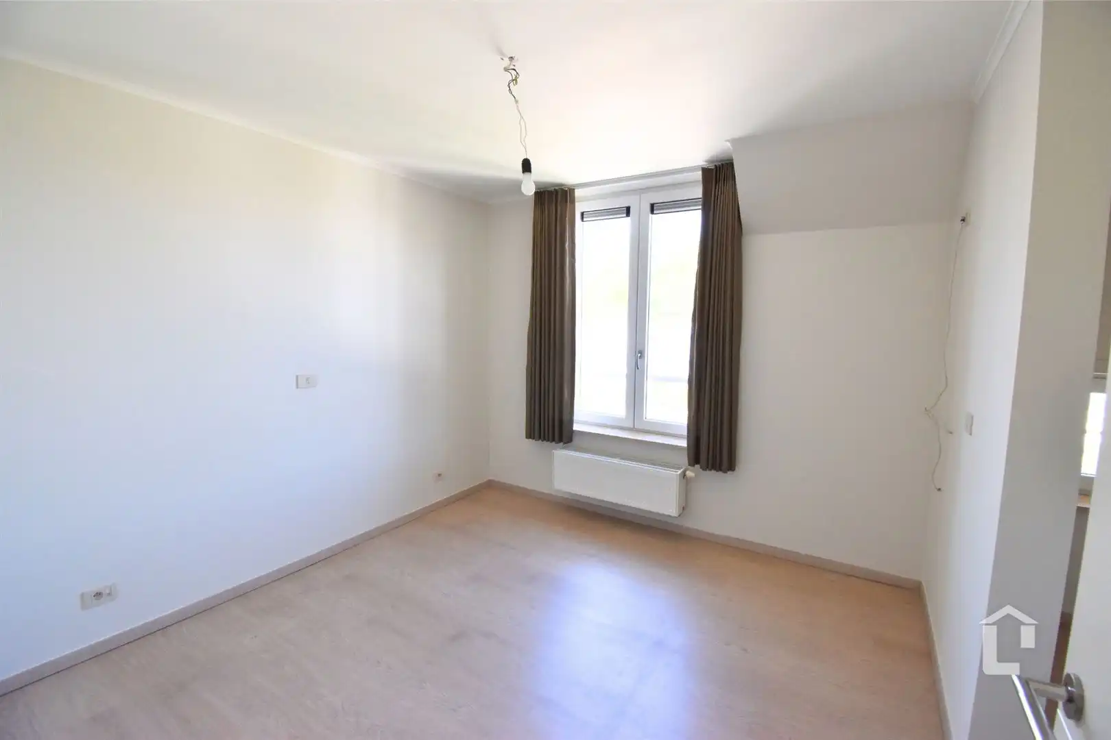 Recent 2 slaapkamer appartement in centrum Nazareth foto 7