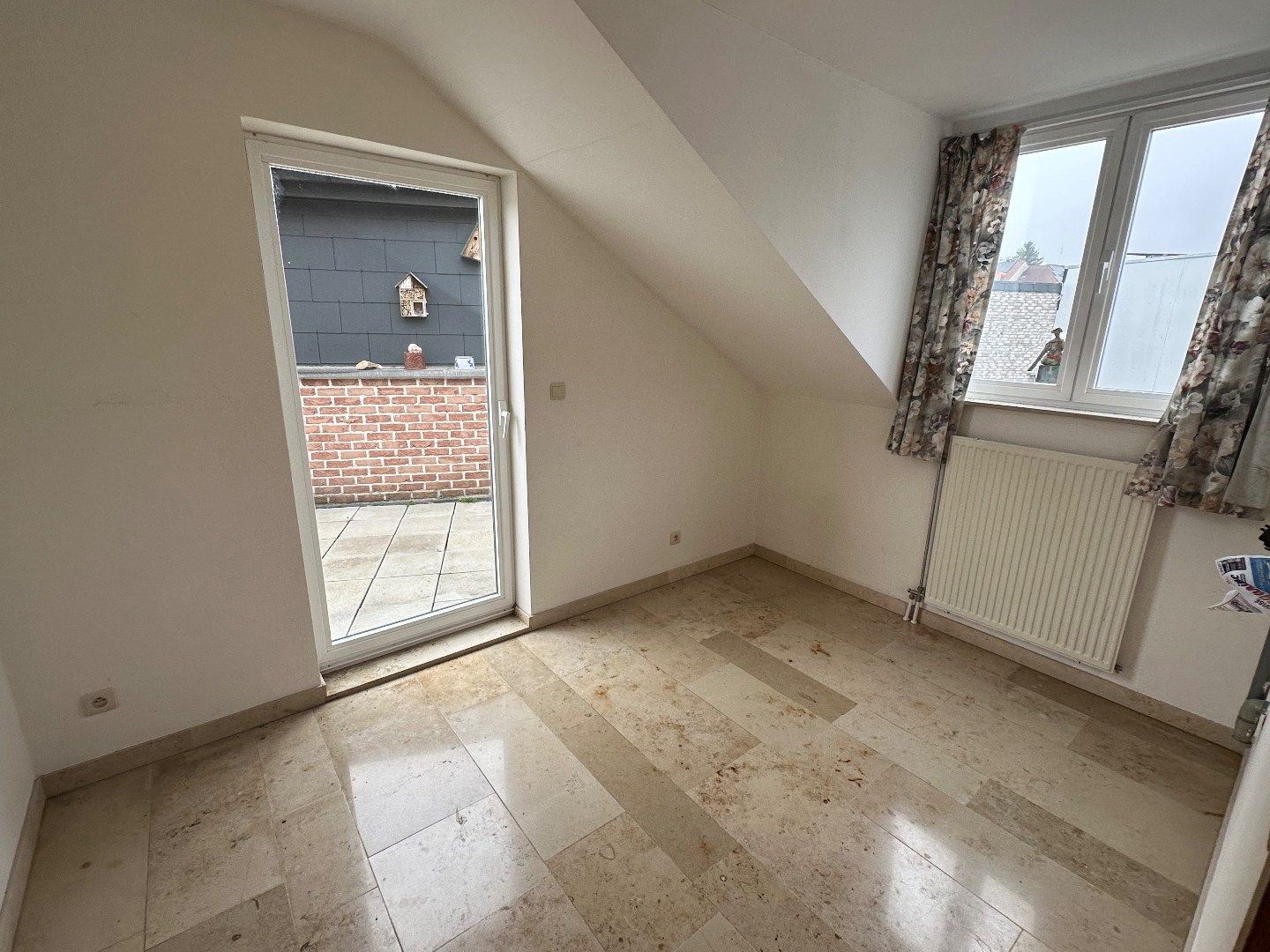 Ruim en lichtrijk appartement met 3 slaapkamers te Voeren foto 8