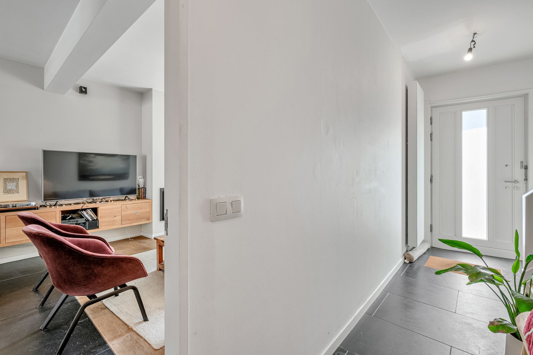 Perfect onderhouden woning met ruim groenterras foto 4