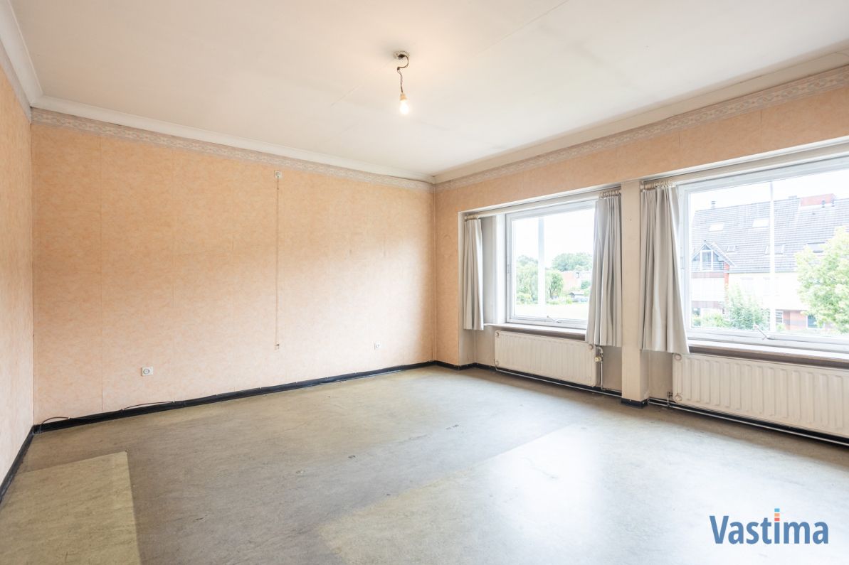 Statige burgerwoning met 5 slaapkamers, garage en tuin foto 22