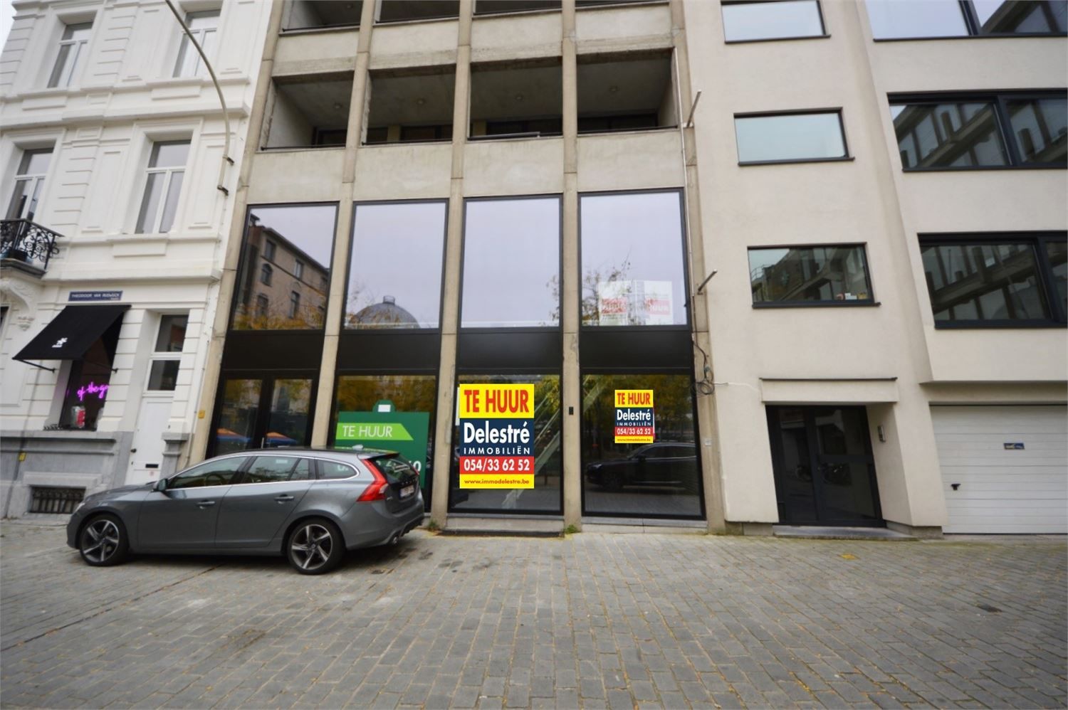 TOP GELEGEN HANDELSGELIJKVLOERS foto 2