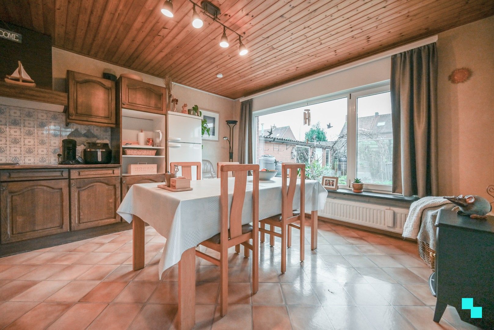 Verrassend ruime ééngezinswoning in Emelgem foto 7