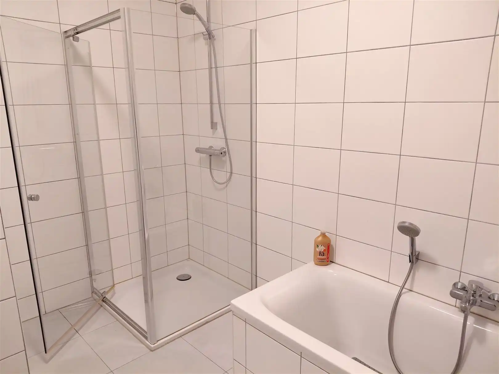 TE HUUR: Ruim appartement met 2 slaapkamers in Leopoldsburg! foto 14