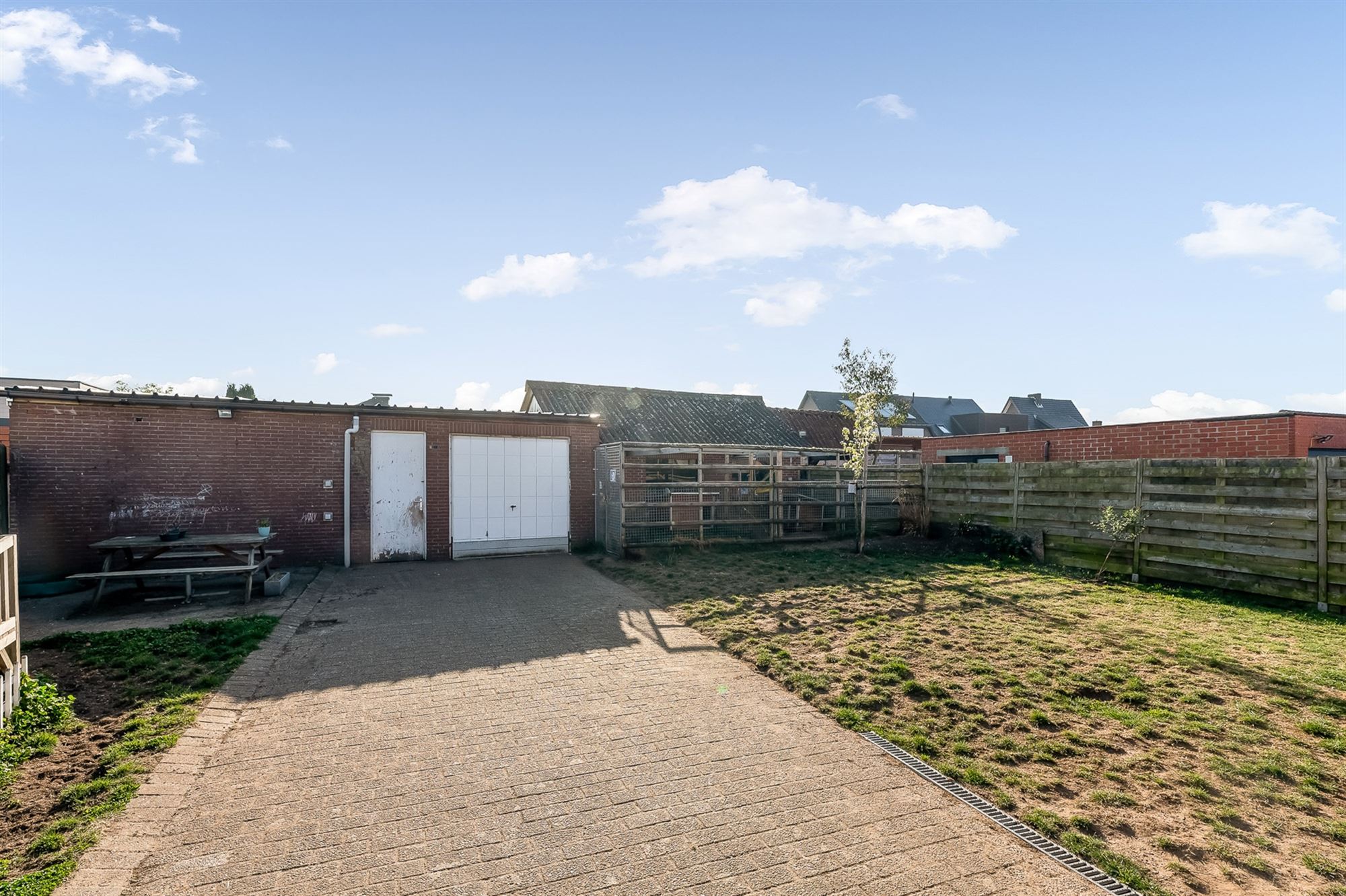 GERENOVEERDE WONING IN DOODLOPENDE STRAAT foto 22