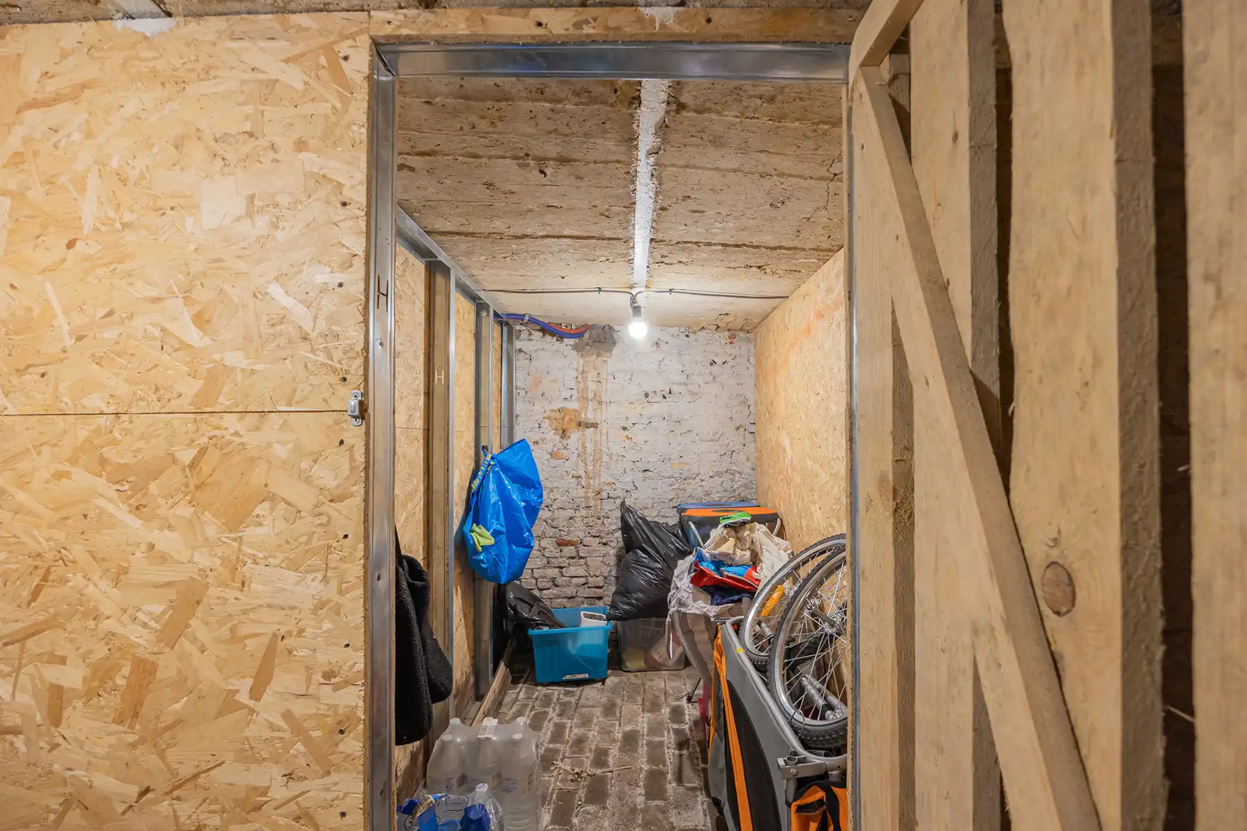 Instapklaar gelijkvloers 1-slaapkamerappartement met terras! foto 14