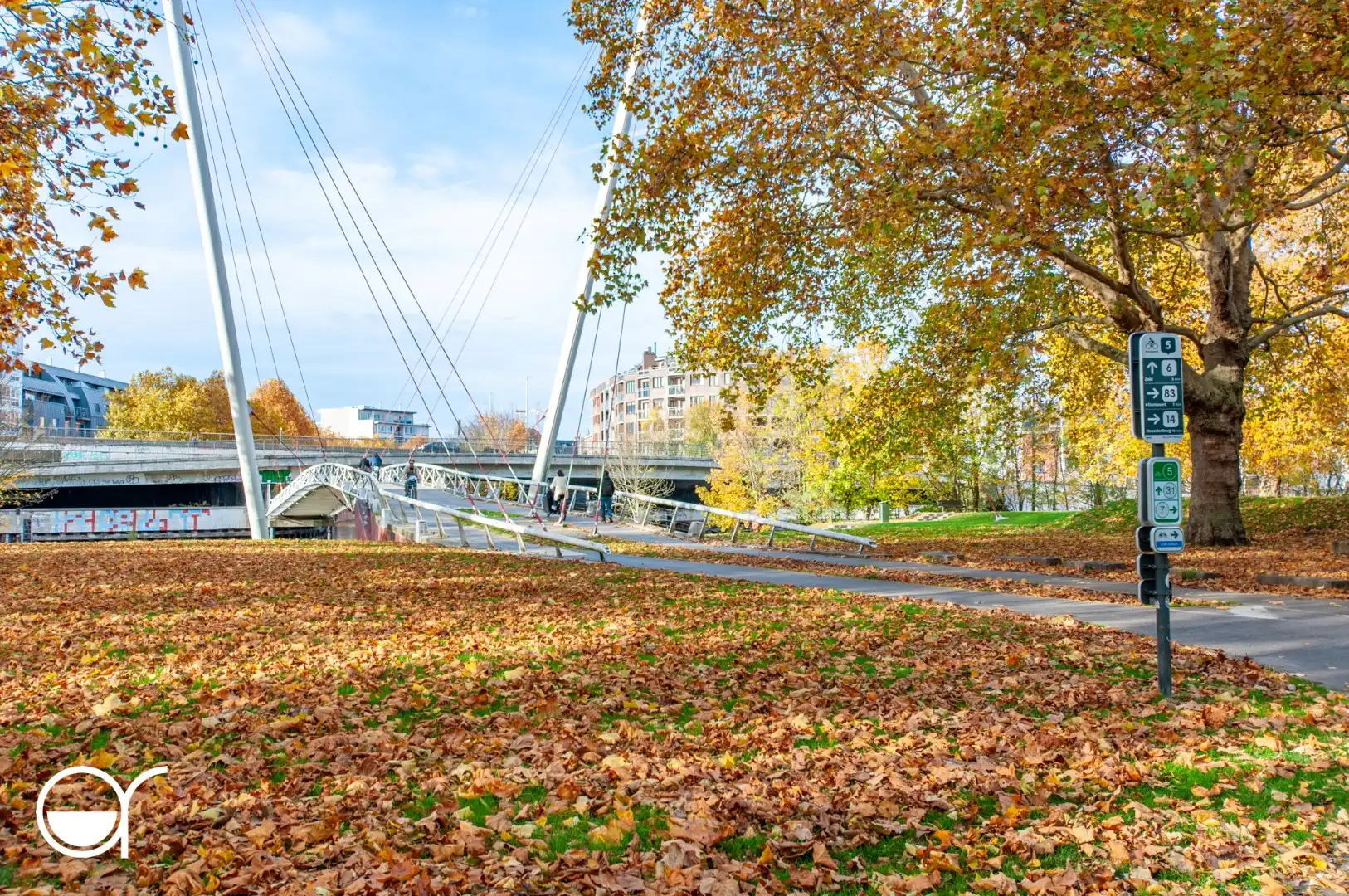 Lichtrijk één-slaapkamerappartement op de derde verdieping met prachtig uitzicht foto 18