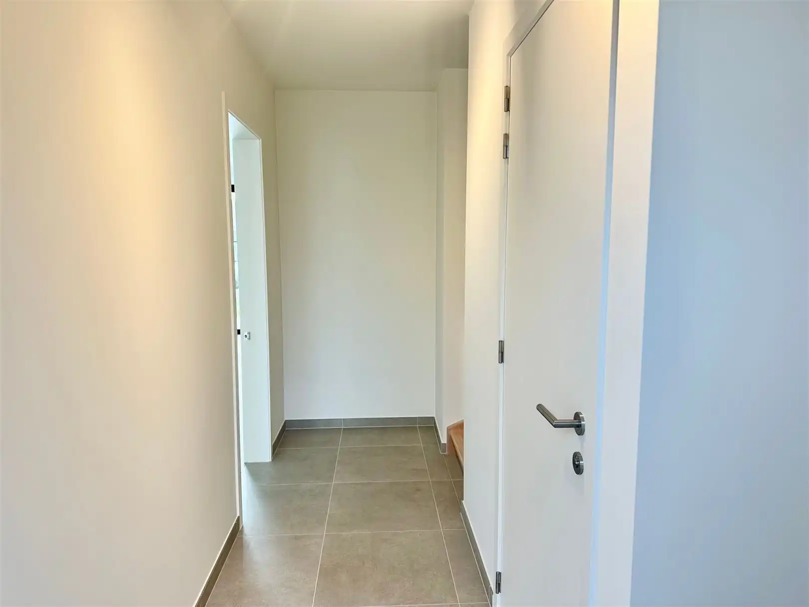 Bijna energie neutrale nieuwbouwwoning met 3 slp foto 2