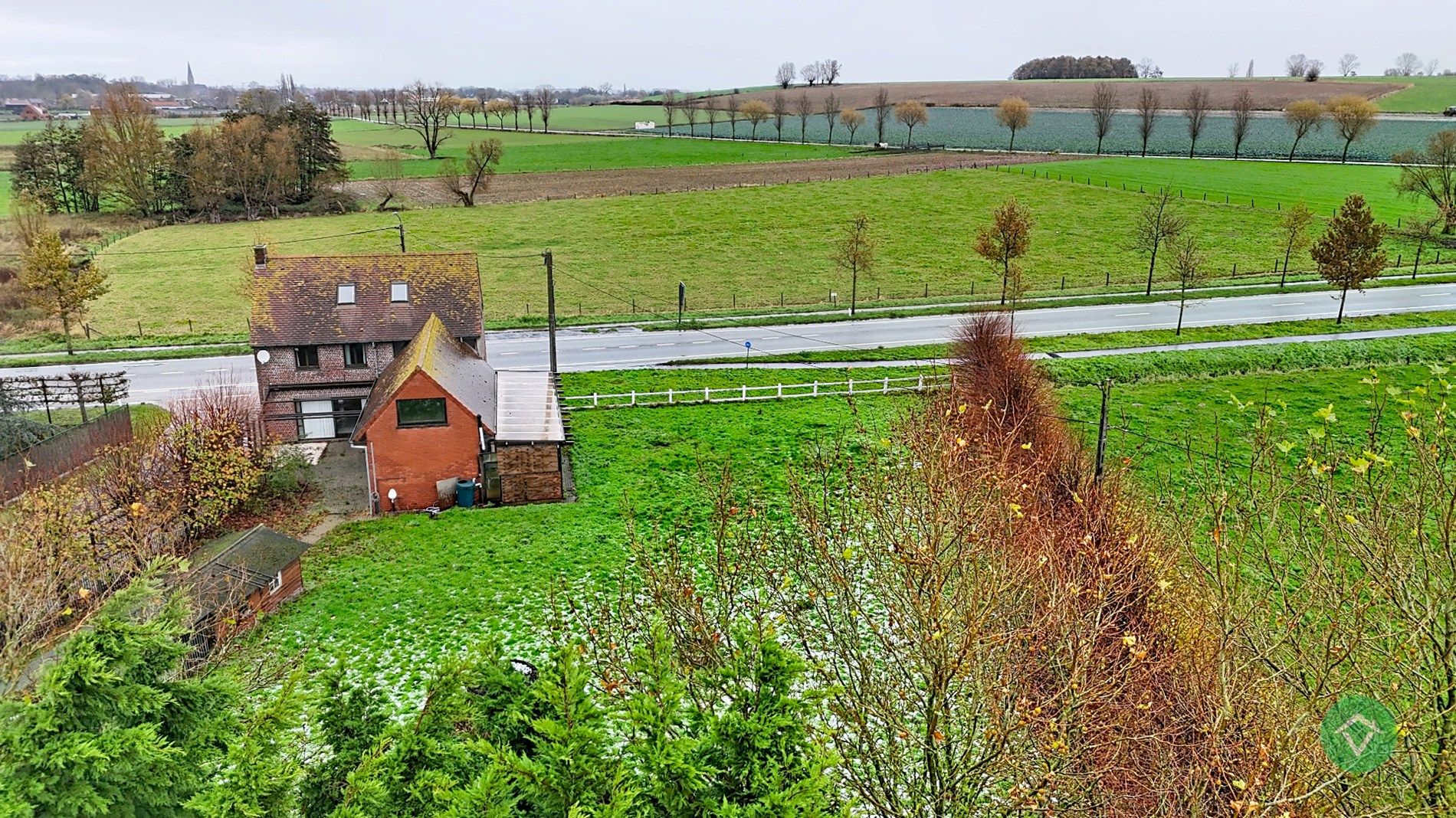 Alleenstaande woning met 4 slaapkamers te Koekelare foto 5