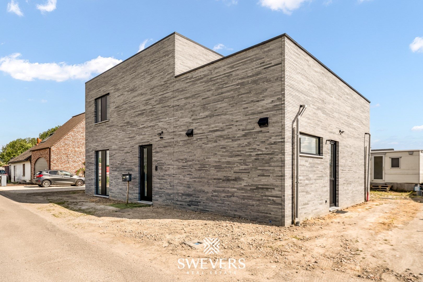 Industrieel chique recent gebouwde woning te Herk-de-Stad  foto 34