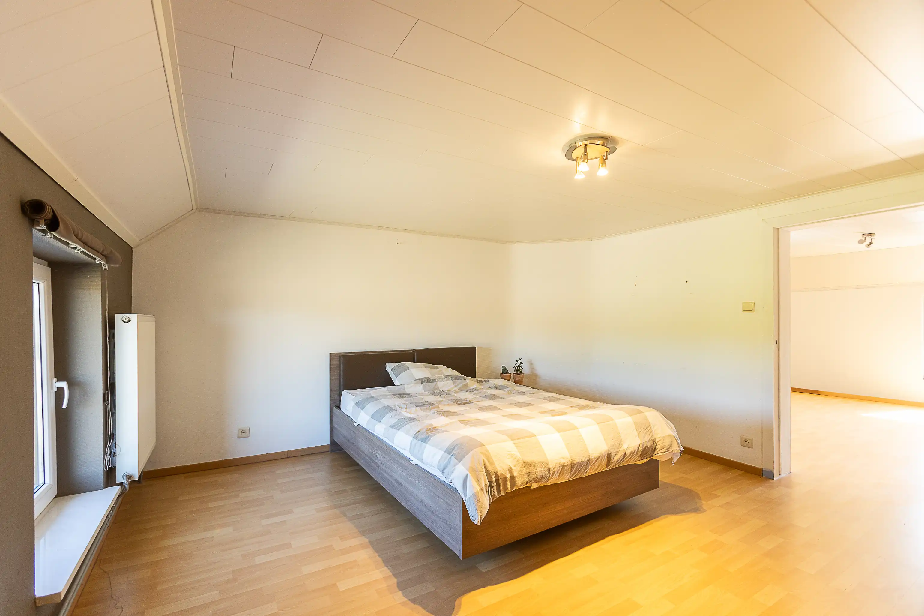 Charmante woning met tuin en uitbreidbare zolder foto 12