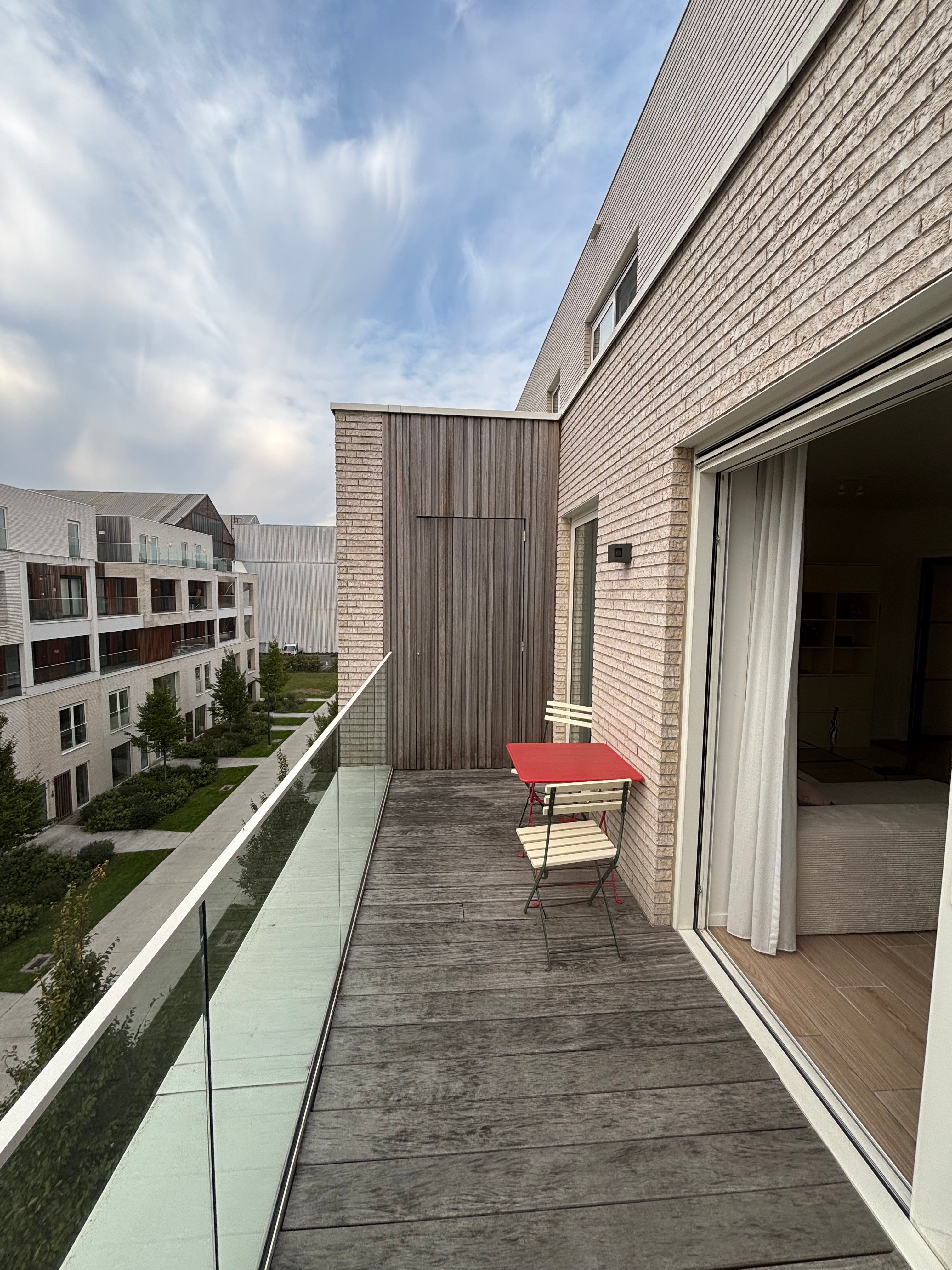 Modern & energiezuinig appartement te huur – Toplocatie nabij Dok Noord, Gent foto 4