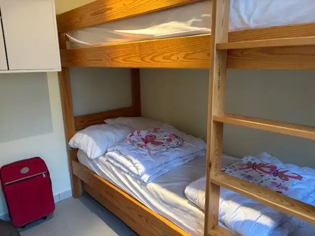 Instapklaar appartementje gelegen in de winkelstraat van Bredene duinen foto 7