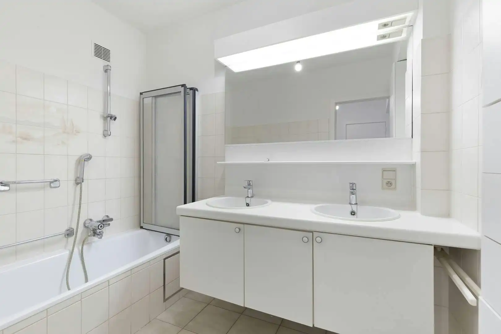 Appartement met 2 slaapkamers te koop in Knokke centrum foto 7