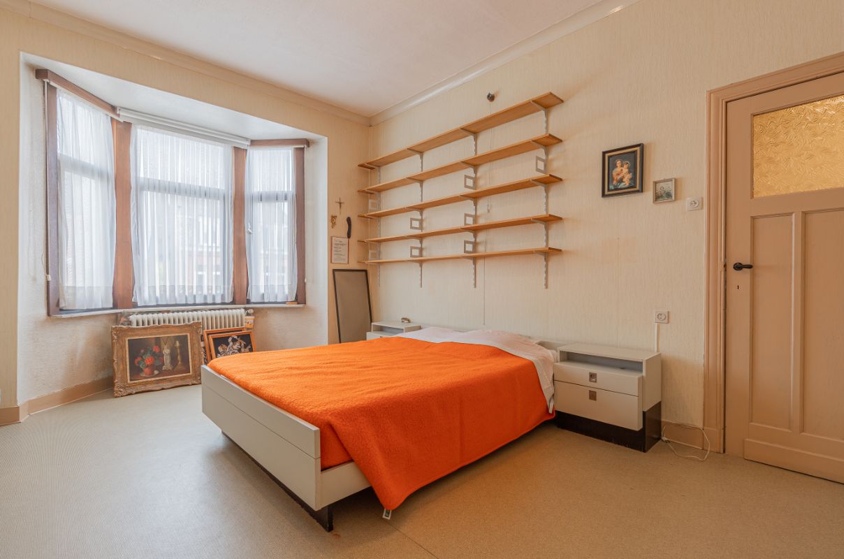 Statige woning met tuin in centrum Dendermonde foto 12