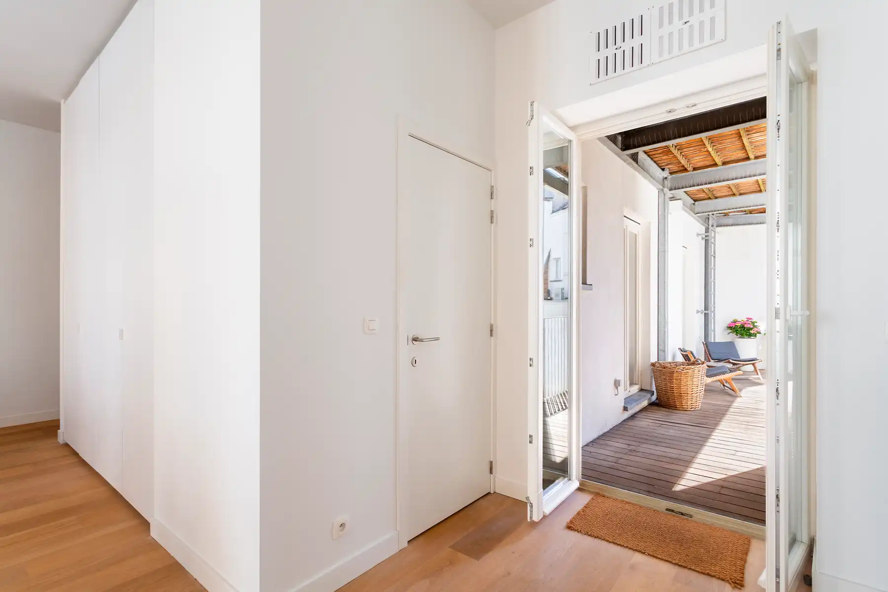 Modern 2-slaapkamerappartement met terras op ’t Zuid foto 3