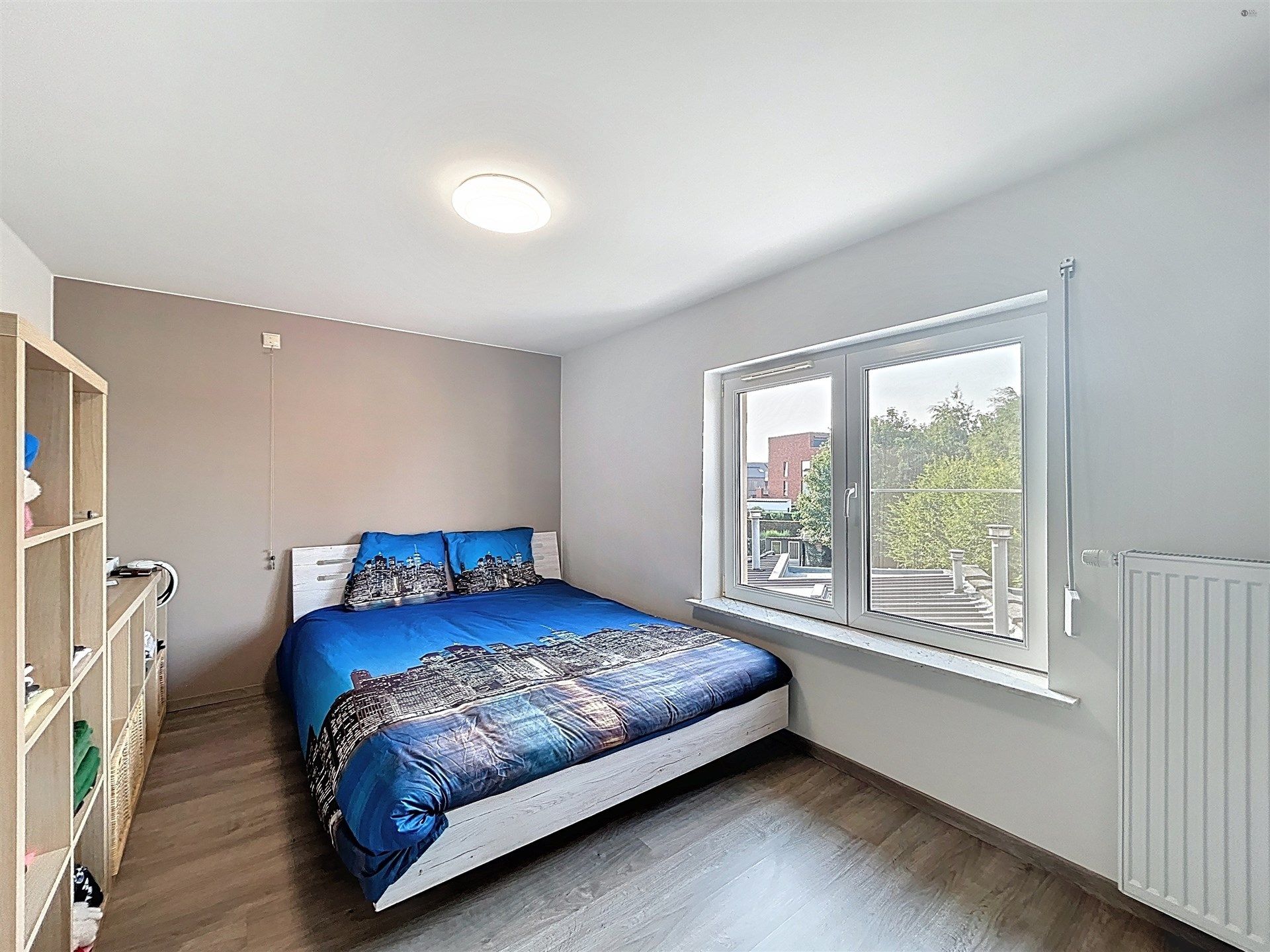 gerenoveerde gezinswoning met 3 slaapkamers en inpandige garage op perceel van 303m² foto 14