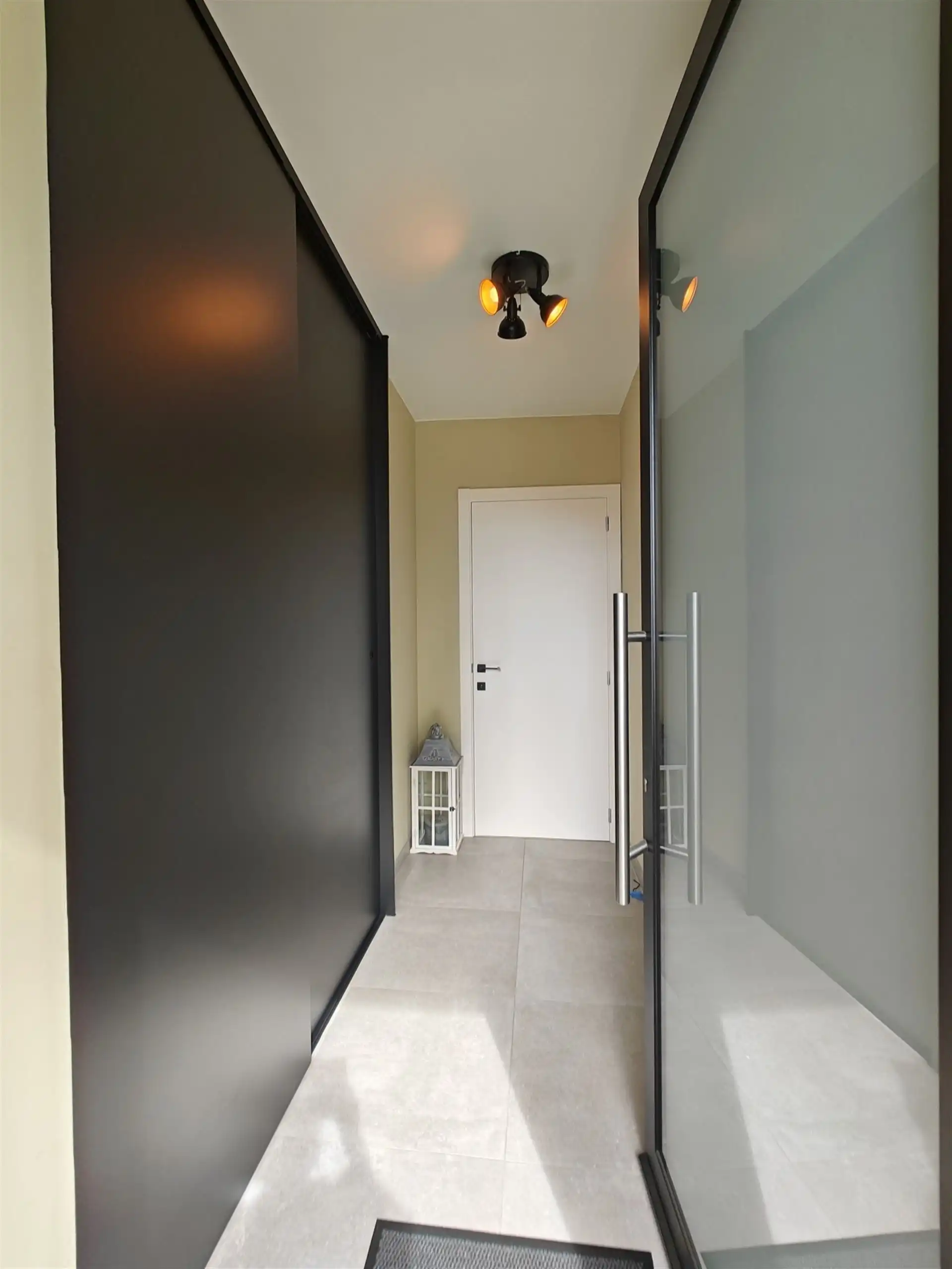 Gelijkvloers appartement met 2 slaapkamers een ruim terras, tuin en extra gemeenschappelijke tuin  foto 5