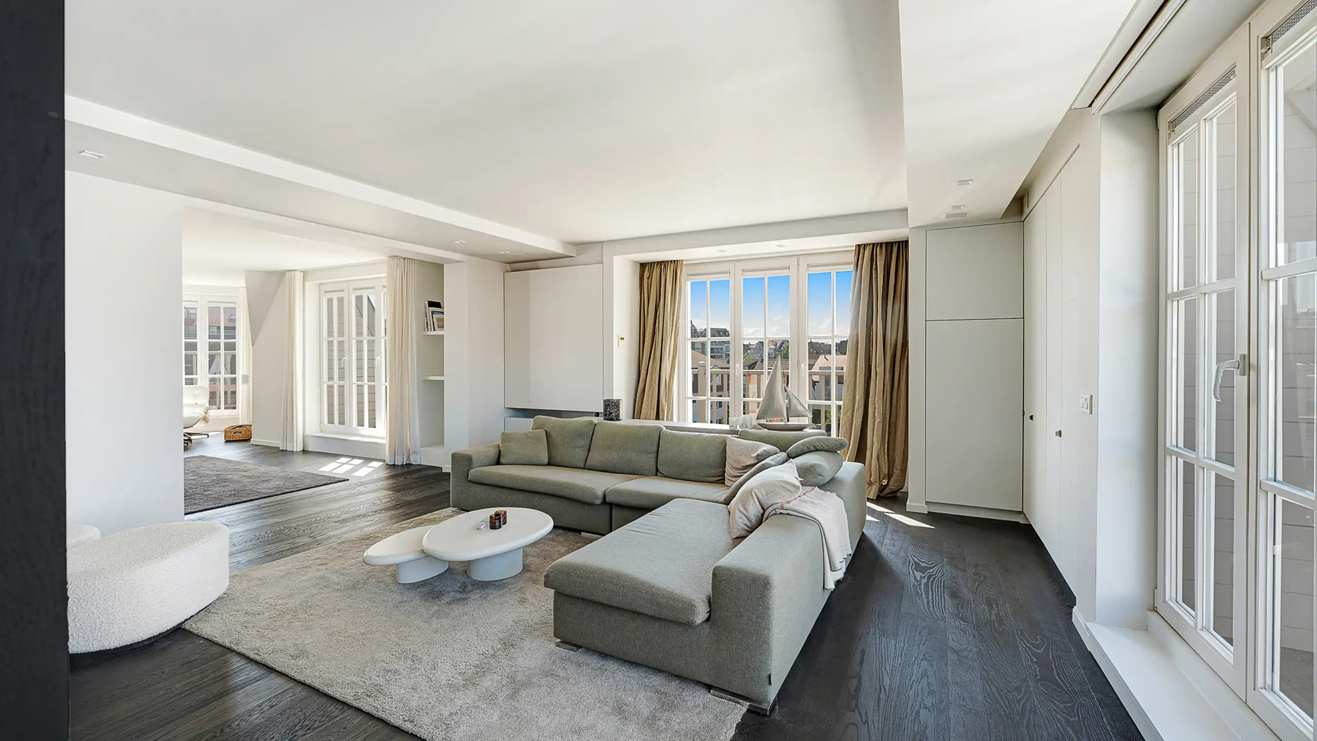 Luxueus duplexappartement met het woongevoel van een villa foto 2