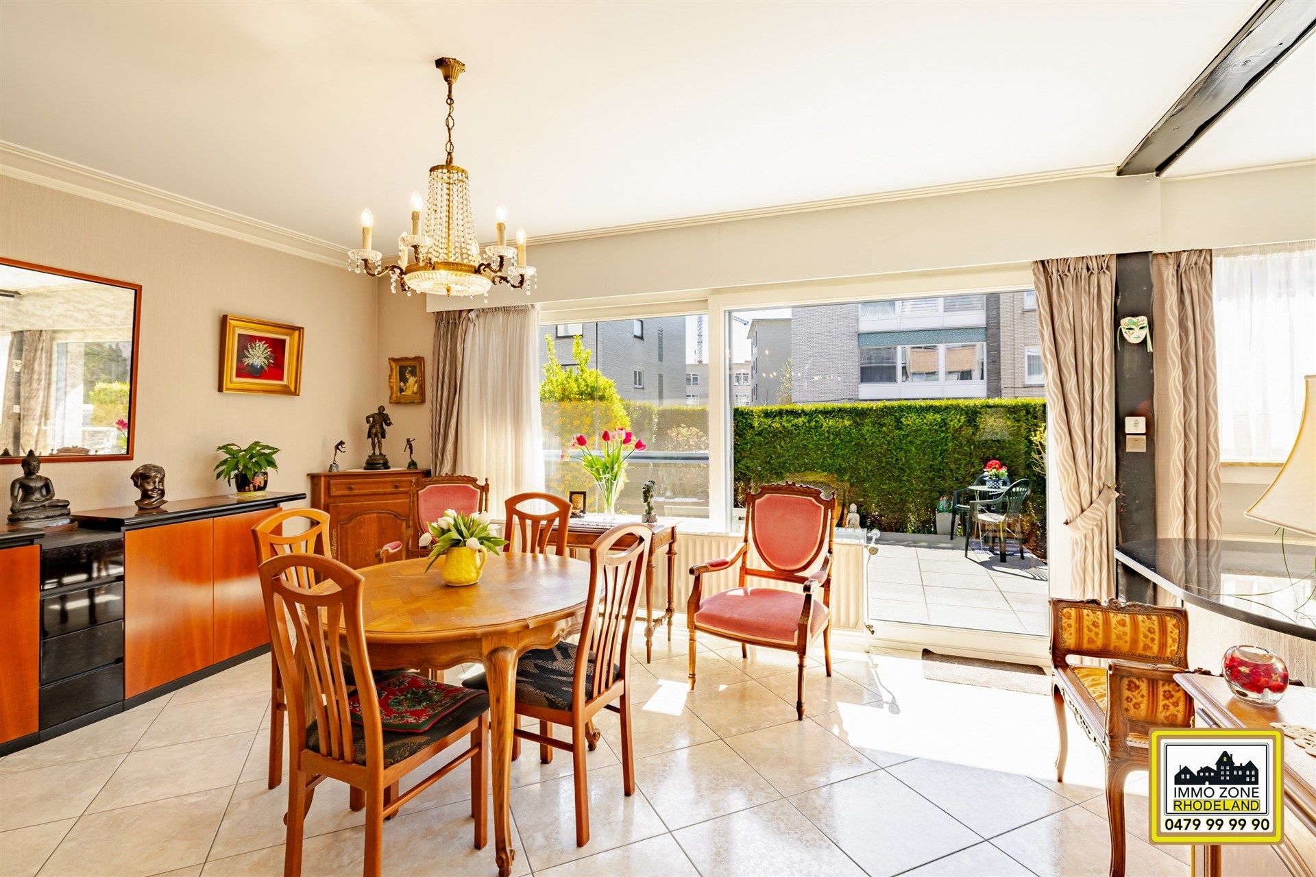 Ruim gelijkvloers appartement met terras en garage foto 6