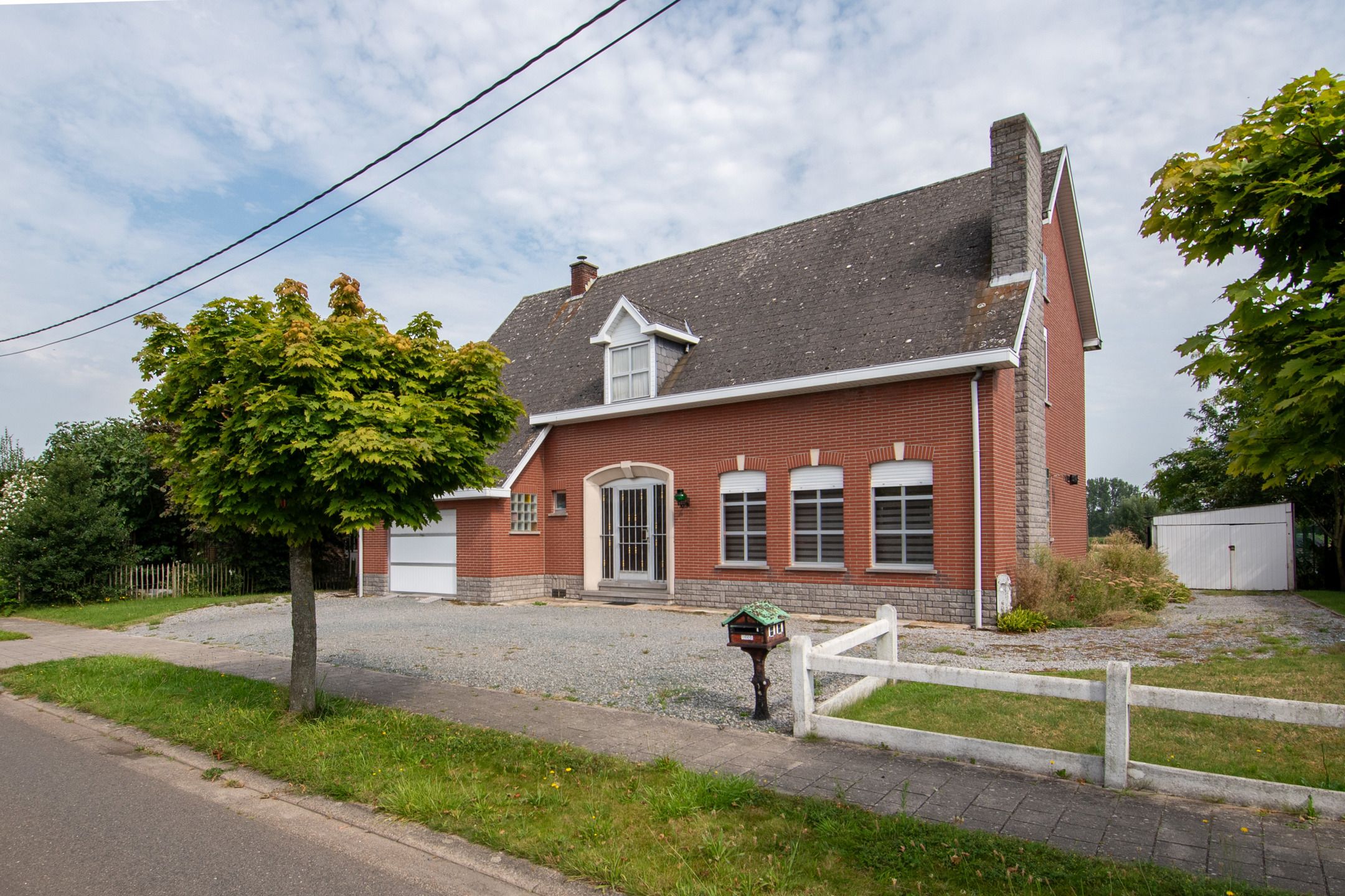 Te renoveren villa in rustige woonwijk foto 2