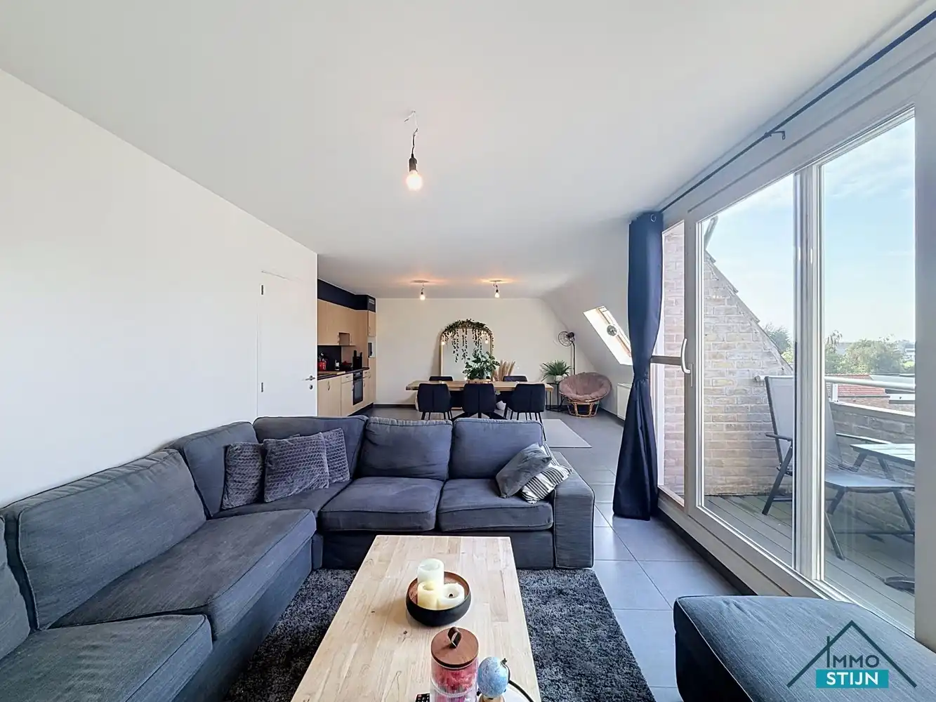 Lichtrijk appartement met 2 slaapkamers foto 3