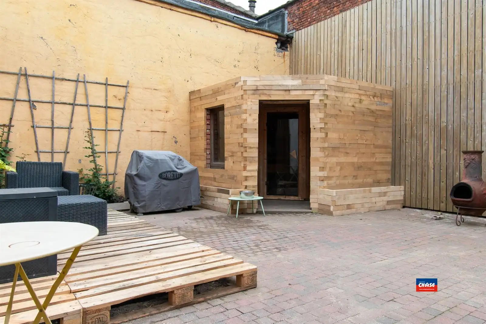 Ruime woning met 2 slpks, garage en tuin  foto 20