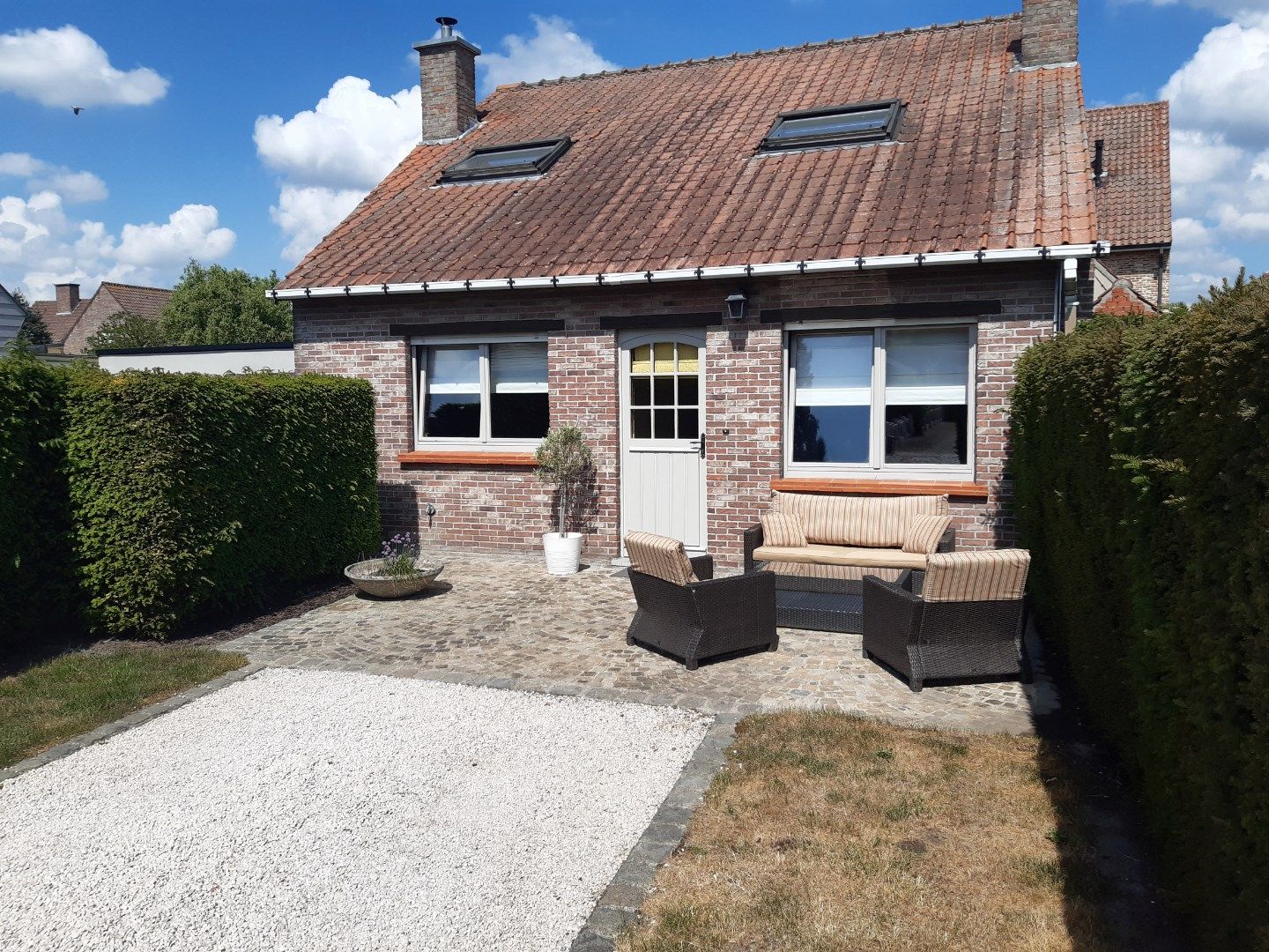 Gezellig en rustig wonen in Semmerzake. foto 1