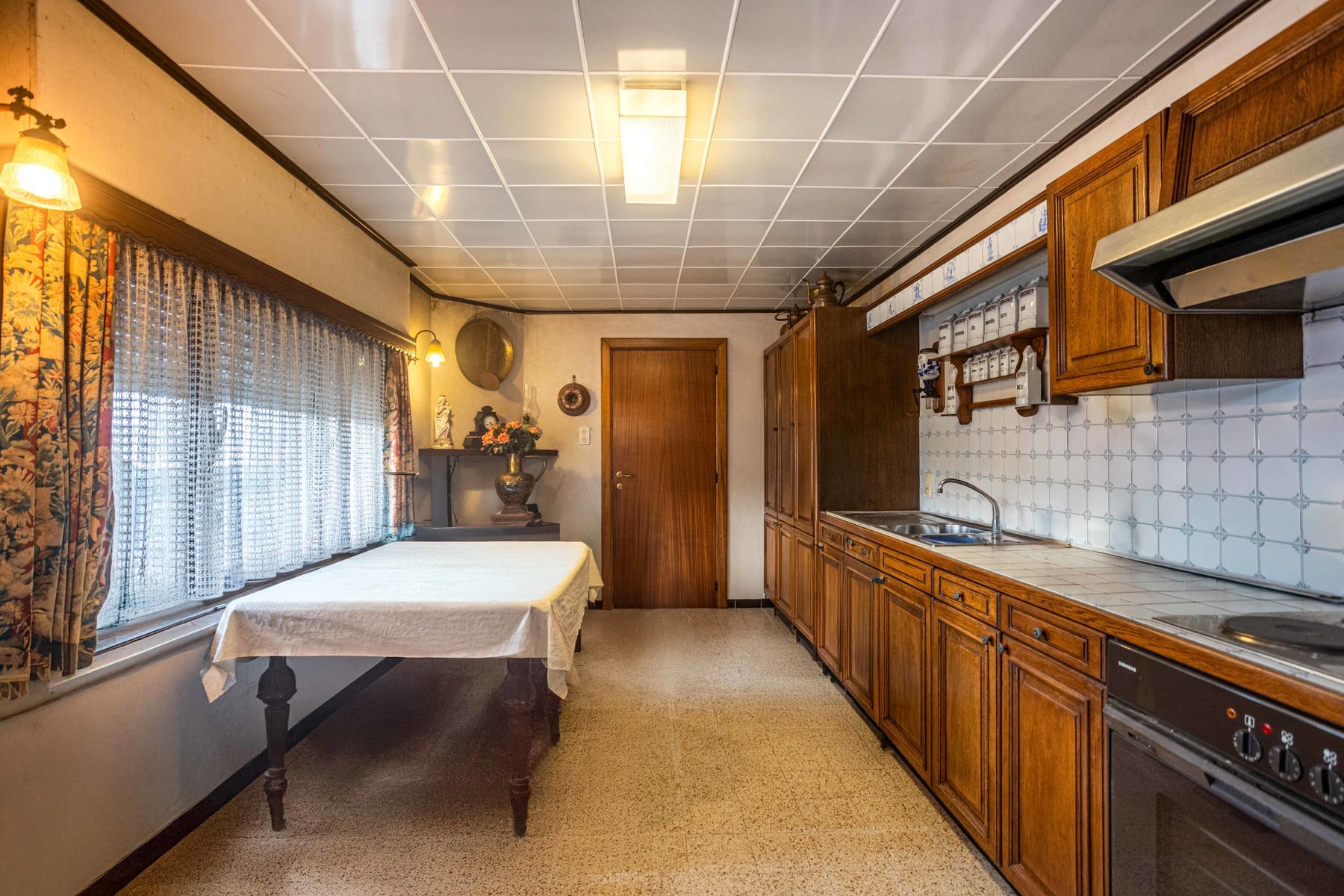 Te koop - Te renoveren woning met topligging en ruime tuin foto 10