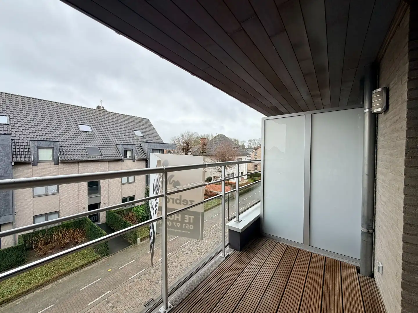 Instapklaar 2-slaapkamerappartement en terras op wandelafstand van centrum Tielt! foto 9