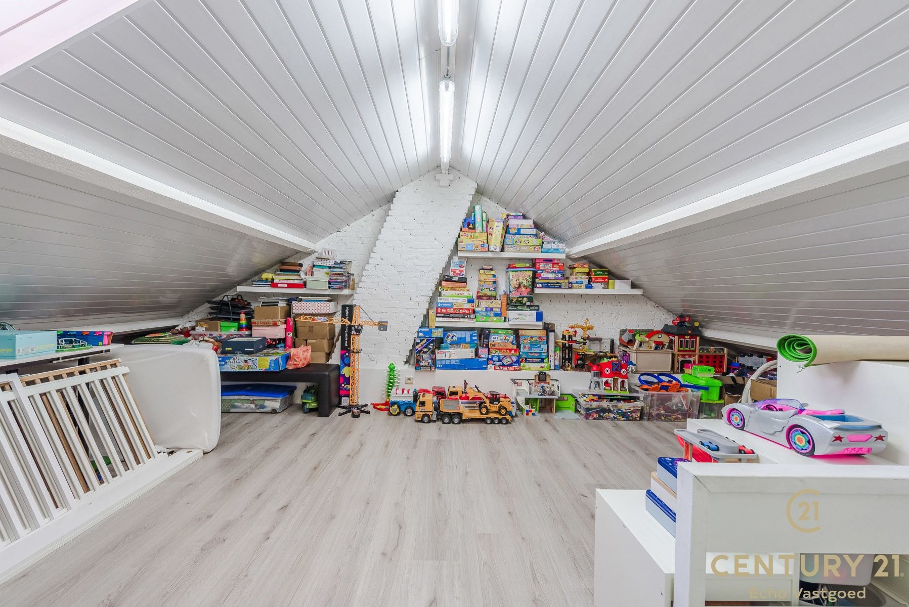 gerenoveerde gezinswoning met 3 slpk, garage en zonnige tuin foto 21