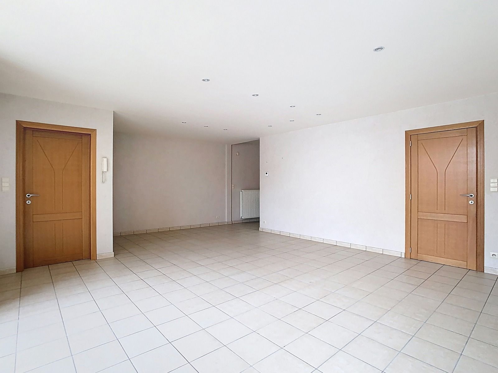 Instapklare woning met 3 SLPK, 2 badkamers, Garage én Tuin! foto 5