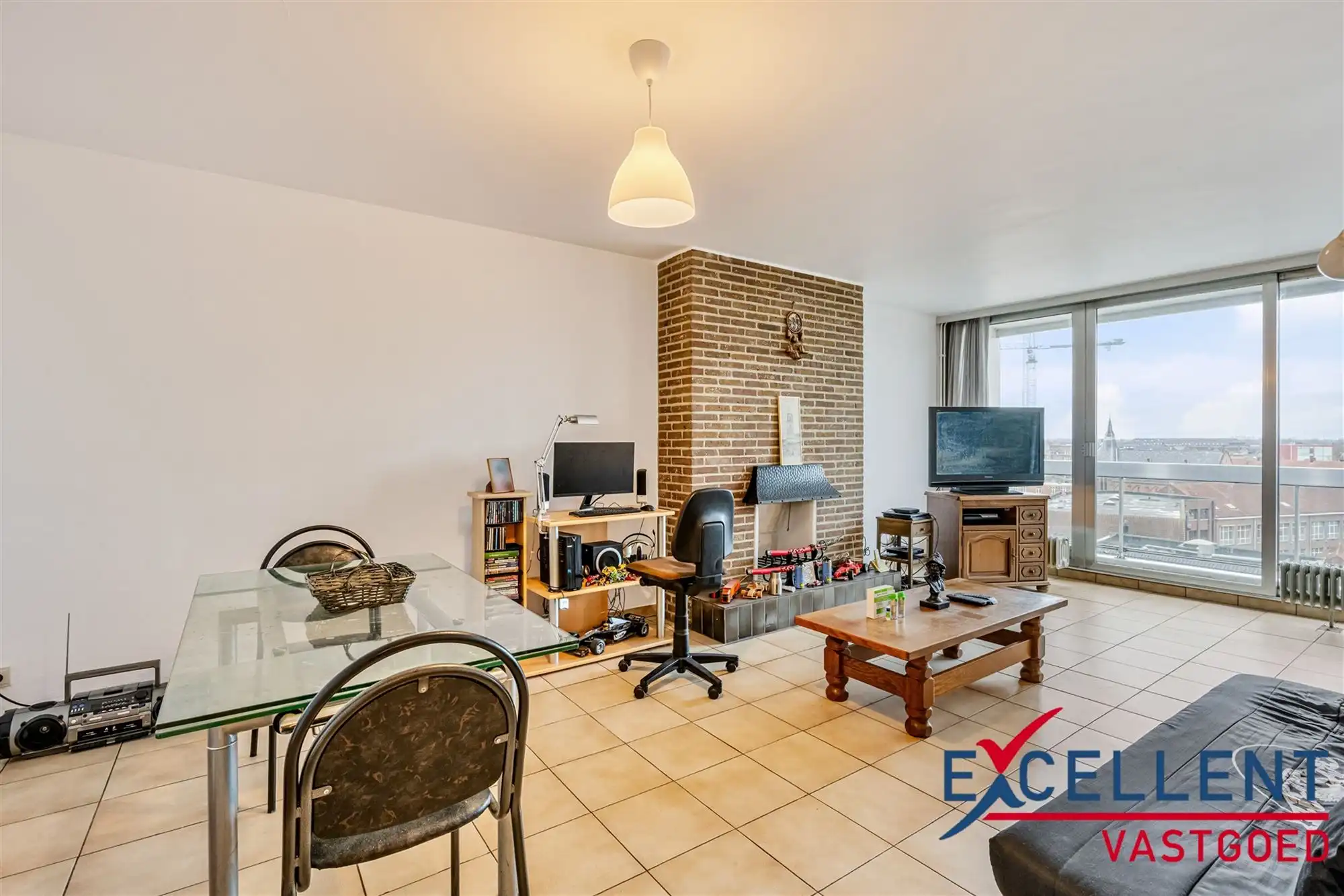 Centraal gelegen appartement met 2 slaapkamers in Deinze te koop foto {{pictureIndex}}