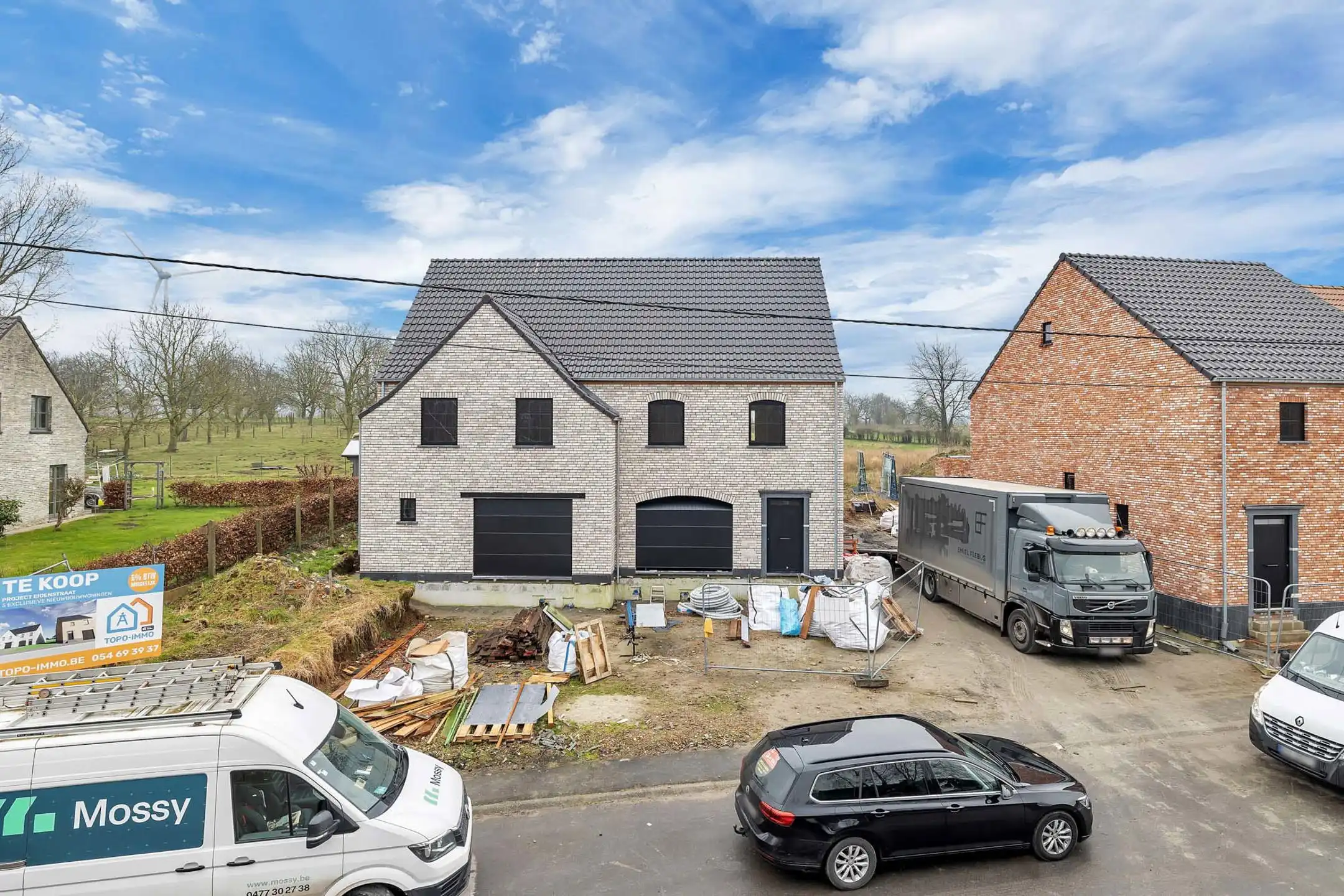 Halfopen bebouwing op een groot perceel in Denderhoutem foto 6