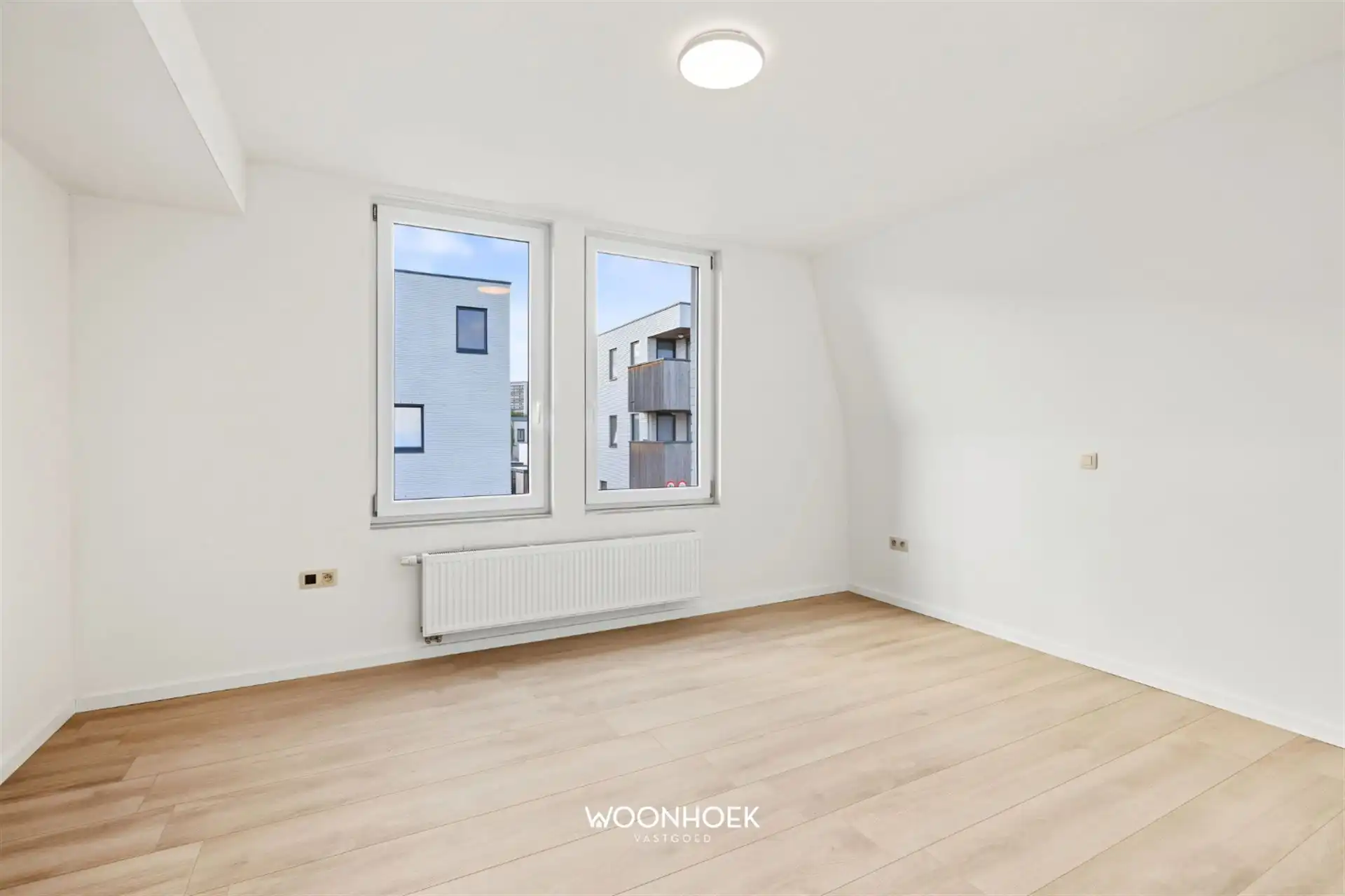 HO bebouwing met 4 slaapkamers op een perceel van 937 m² foto 14