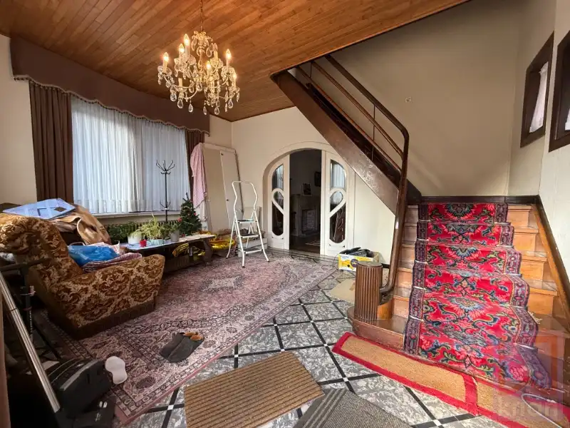 Te renoveren art deco woning met tuin op 900m² foto 4