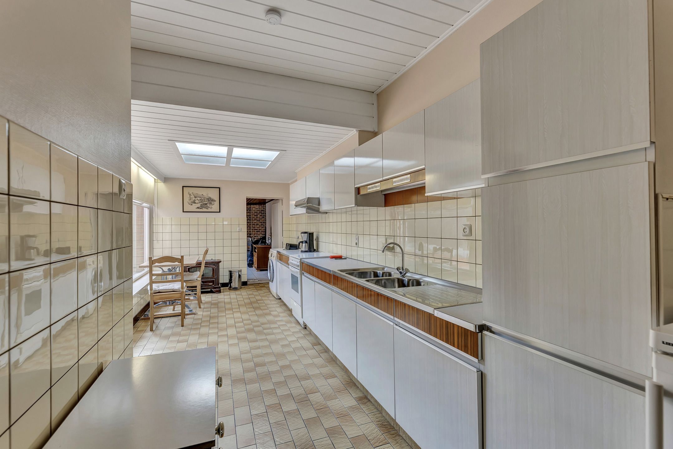 Te renoveren woning met 3 slpks en garage nabij centrum foto 6