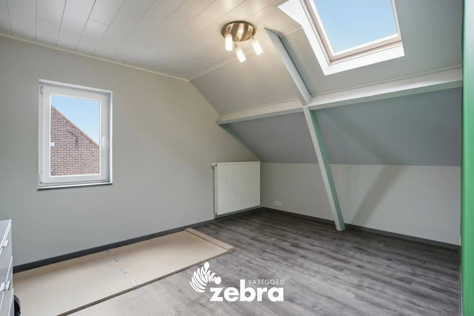 Instapklare woning met 4 slaapkamers nabij centrum Meulebeke! foto 19