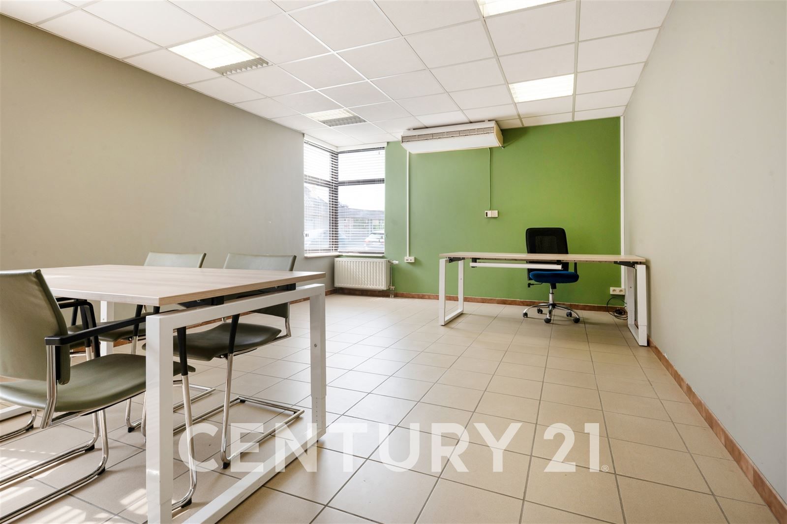Kantoorruimte (60 m²) met parking en laadpaal foto 4